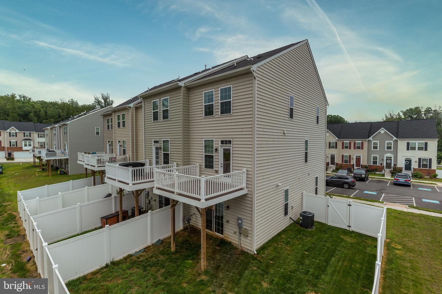 522 RIVER CREST WAY, FREDERICKSBURG, Virginia 22405, 3 Bedrooms Bedrooms, ,3 BathroomsBathrooms,Residential,For sale,522 RIVER CREST WAY,VAST2039936 MLS # VAST2039936