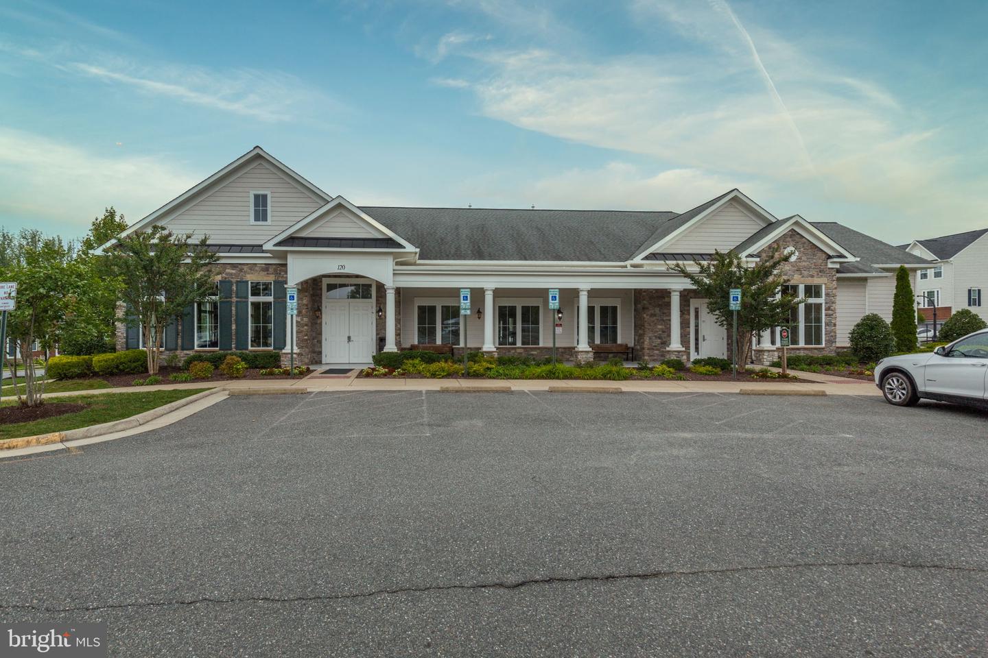 522 RIVER CREST WAY, FREDERICKSBURG, Virginia 22405, 3 Bedrooms Bedrooms, ,3 BathroomsBathrooms,Residential,For sale,522 RIVER CREST WAY,VAST2039936 MLS # VAST2039936