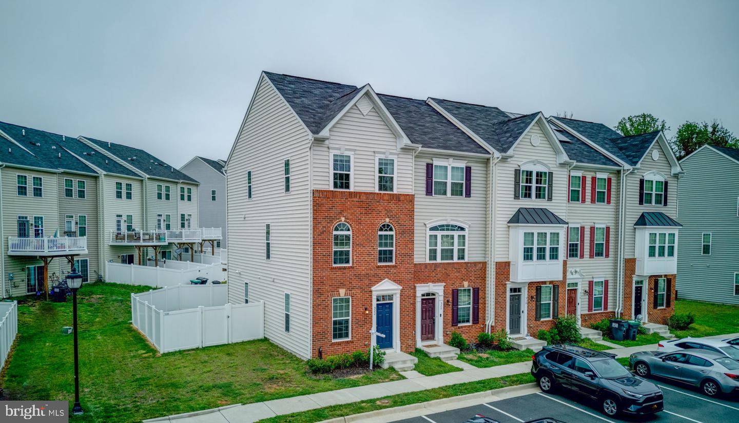 522 RIVER CREST WAY, FREDERICKSBURG, Virginia 22405, 3 Bedrooms Bedrooms, ,3 BathroomsBathrooms,Residential,For sale,522 RIVER CREST WAY,VAST2039936 MLS # VAST2039936