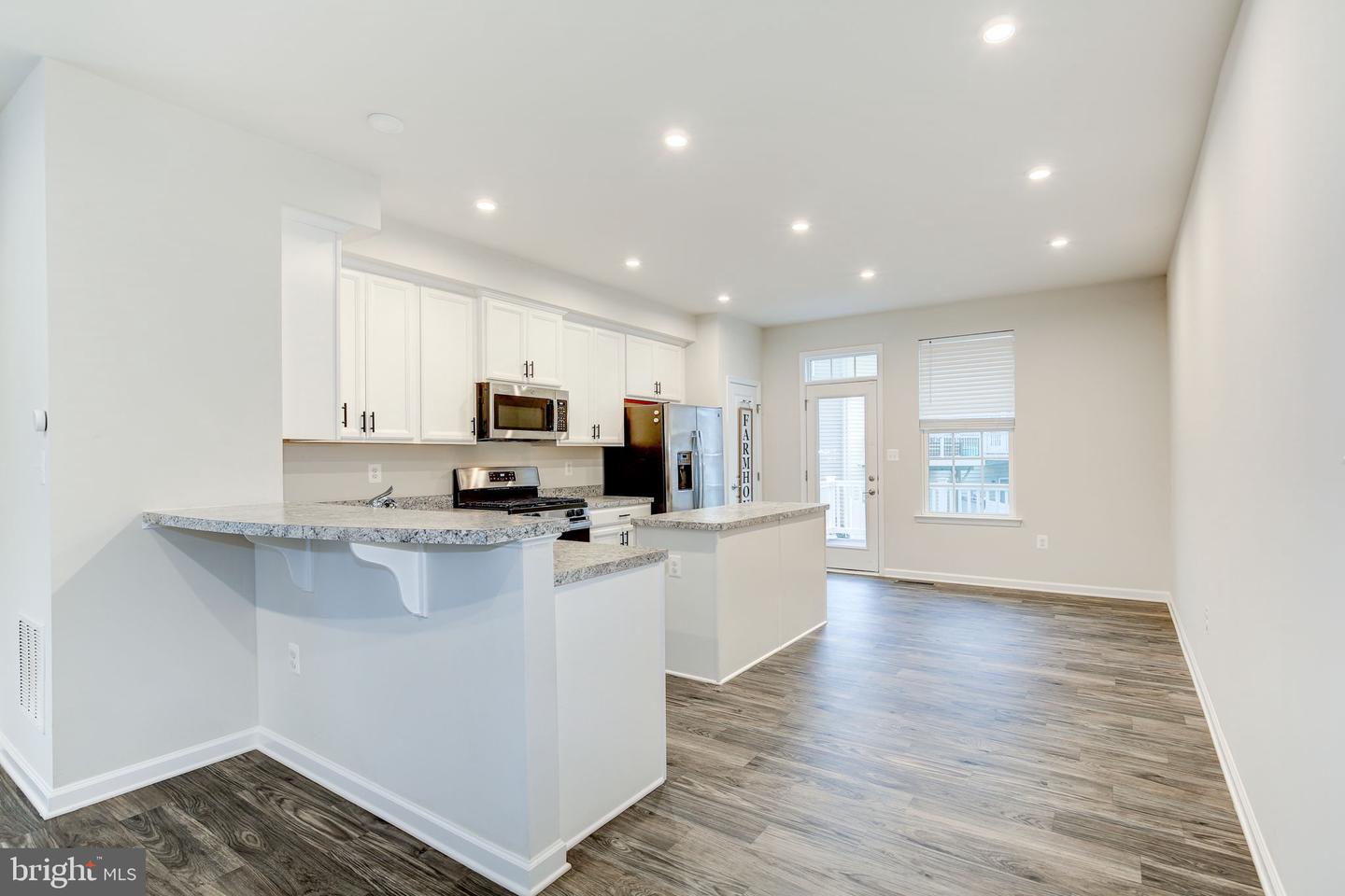 522 RIVER CREST WAY, FREDERICKSBURG, Virginia 22405, 3 Bedrooms Bedrooms, ,3 BathroomsBathrooms,Residential,For sale,522 RIVER CREST WAY,VAST2039936 MLS # VAST2039936