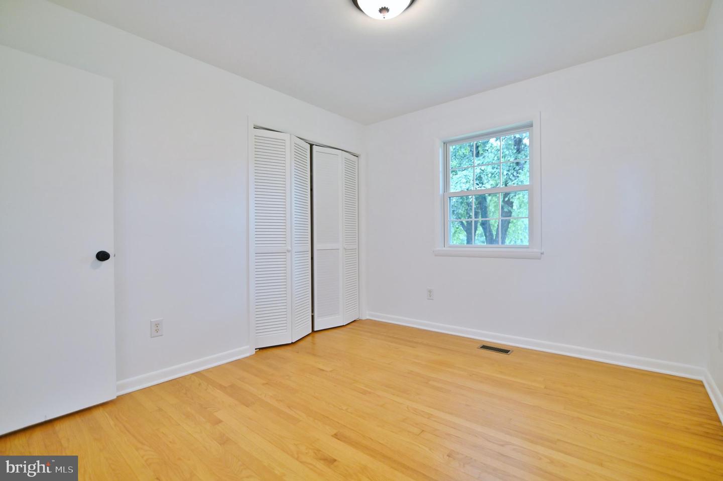 107 CRISMAN RD, EDINBURG, Virginia 22824, 3 Bedrooms Bedrooms, ,2 BathroomsBathrooms,Residential,For sale,107 CRISMAN RD,VASH2011774 MLS # VASH2011774