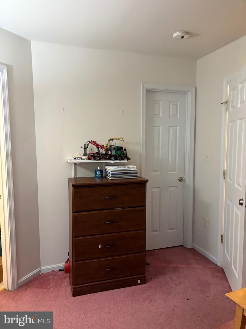 2340 HUNTINGTON STATION CT, ALEXANDRIA, Virginia 22303, 3 Bedrooms Bedrooms, ,2 BathroomsBathrooms,Residential,For sale,2340 HUNTINGTON STATION CT,VAFX2250542 MLS # VAFX2250542