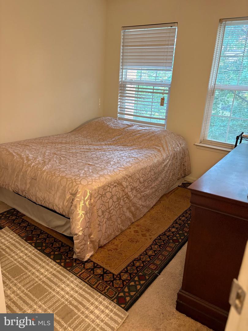 2340 HUNTINGTON STATION CT, ALEXANDRIA, Virginia 22303, 3 Bedrooms Bedrooms, ,2 BathroomsBathrooms,Residential,For sale,2340 HUNTINGTON STATION CT,VAFX2250542 MLS # VAFX2250542