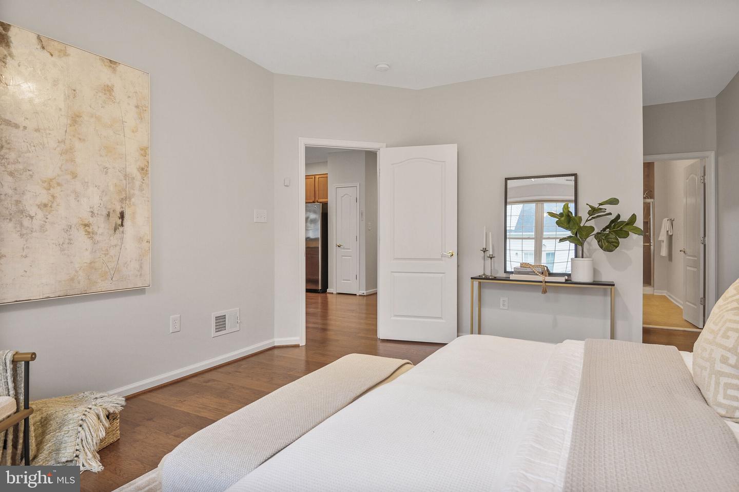 44357 OAKMONT MANOR SQ, ASHBURN, Virginia 20147, 3 Bedrooms Bedrooms, ,3 BathroomsBathrooms,Residential,For sale,44357 OAKMONT MANOR SQ,VALO2100588 MLS # VALO2100588