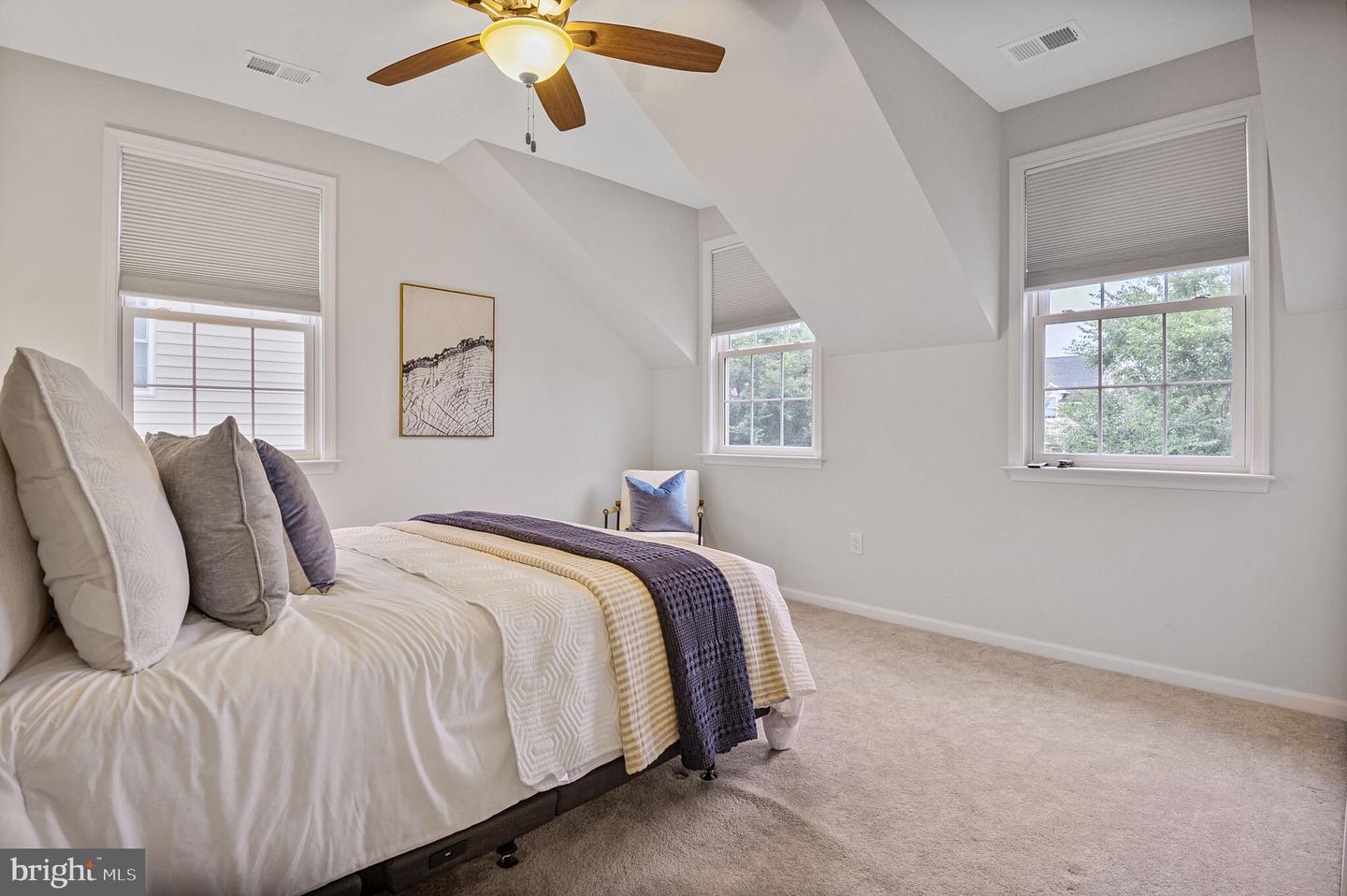 44357 OAKMONT MANOR SQ, ASHBURN, Virginia 20147, 3 Bedrooms Bedrooms, ,3 BathroomsBathrooms,Residential,For sale,44357 OAKMONT MANOR SQ,VALO2100588 MLS # VALO2100588