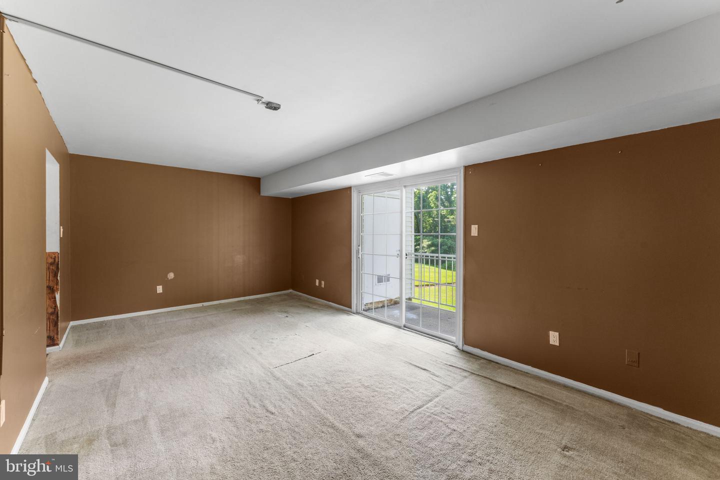 14489 GOLDEN OAK RD, CENTREVILLE, Virginia 20121, 3 Bedrooms Bedrooms, ,1 BathroomBathrooms,Residential,For sale,14489 GOLDEN OAK RD,VAFX2252384 MLS # VAFX2252384