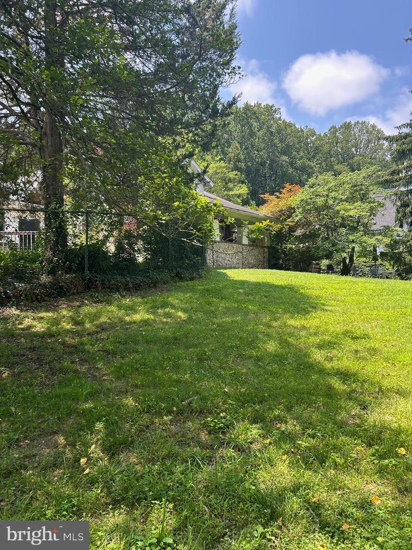 8335 ALVORD ST, MCLEAN, Virginia 22102, 4 Bedrooms Bedrooms, ,2 BathroomsBathrooms,Residential,For sale,8335 ALVORD ST,VAFX2252460 MLS # VAFX2252460