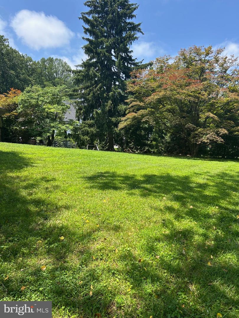 8335 ALVORD ST, MCLEAN, Virginia 22102, 4 Bedrooms Bedrooms, ,2 BathroomsBathrooms,Residential,For sale,8335 ALVORD ST,VAFX2252460 MLS # VAFX2252460
