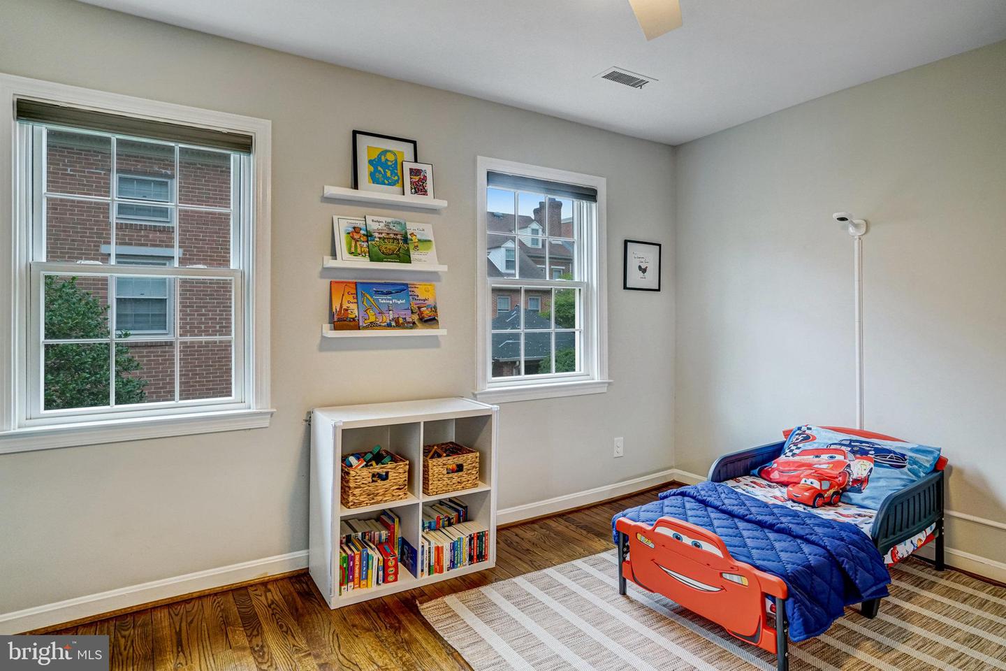 644 S COLUMBUS ST, ALEXANDRIA, Virginia 22314, 2 Bedrooms Bedrooms, ,2 BathroomsBathrooms,Residential,For sale,644 S COLUMBUS ST,VAAX2047046 MLS # VAAX2047046