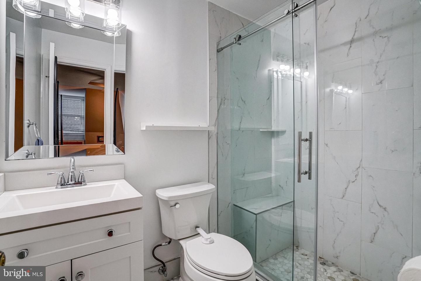 644 S COLUMBUS ST, ALEXANDRIA, Virginia 22314, 2 Bedrooms Bedrooms, ,2 BathroomsBathrooms,Residential,For sale,644 S COLUMBUS ST,VAAX2047046 MLS # VAAX2047046