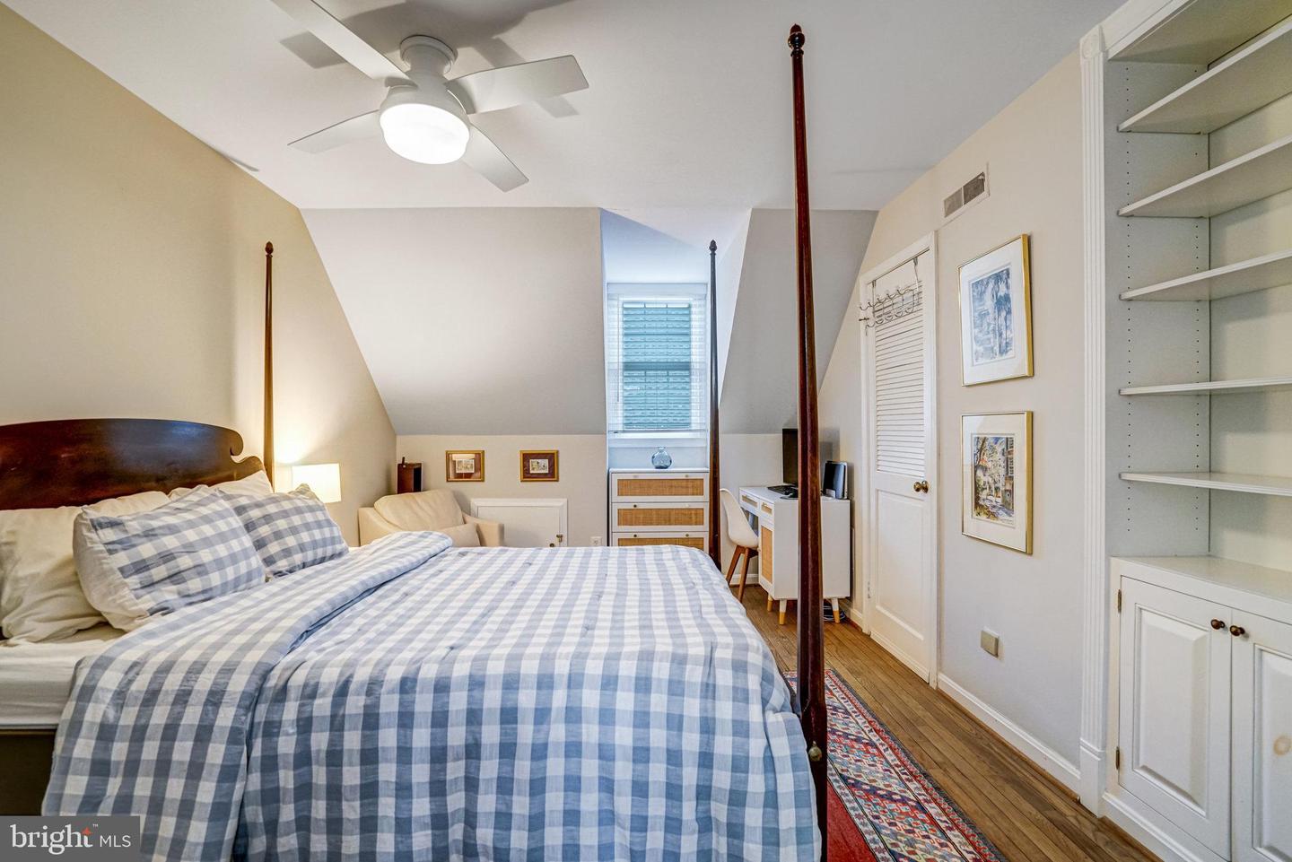 644 S COLUMBUS ST, ALEXANDRIA, Virginia 22314, 2 Bedrooms Bedrooms, ,2 BathroomsBathrooms,Residential,For sale,644 S COLUMBUS ST,VAAX2047046 MLS # VAAX2047046
