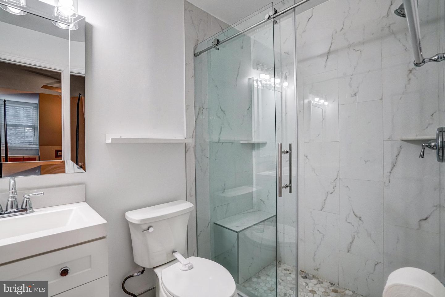 644 S COLUMBUS ST, ALEXANDRIA, Virginia 22314, 2 Bedrooms Bedrooms, ,2 BathroomsBathrooms,Residential,For sale,644 S COLUMBUS ST,VAAX2047046 MLS # VAAX2047046