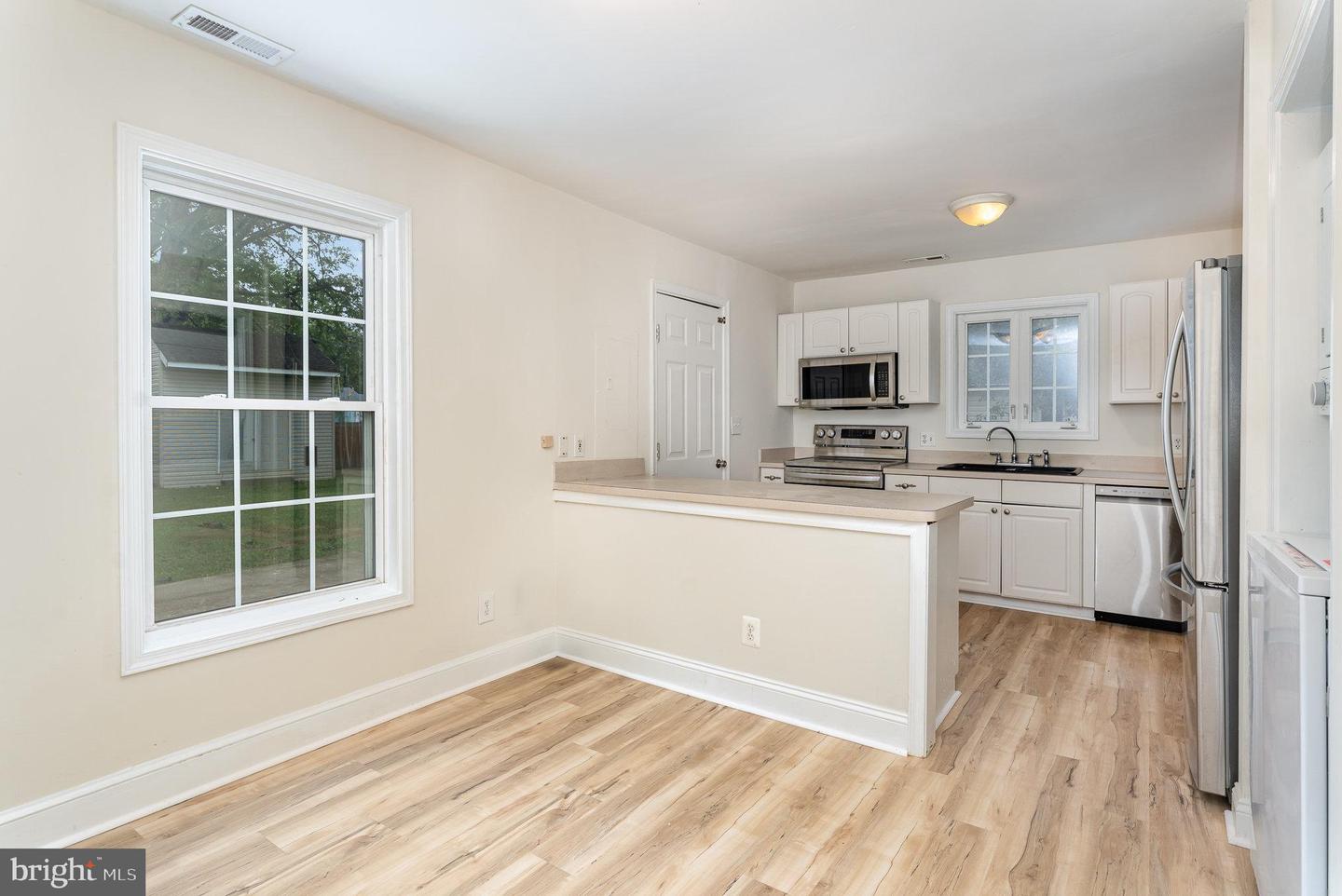 26 RANDOLPH RD, FREDERICKSBURG, Virginia 22405, 3 Bedrooms Bedrooms, ,2 BathroomsBathrooms,Residential,For sale,26 RANDOLPH RD,VAST2040398 MLS # VAST2040398