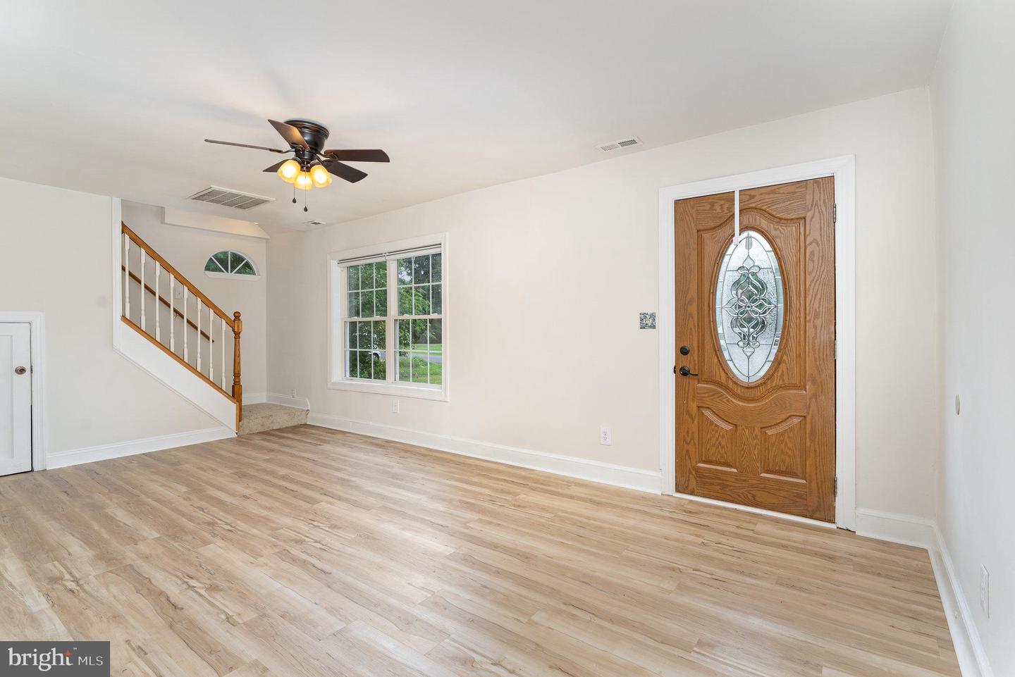 26 RANDOLPH RD, FREDERICKSBURG, Virginia 22405, 3 Bedrooms Bedrooms, ,2 BathroomsBathrooms,Residential,For sale,26 RANDOLPH RD,VAST2040398 MLS # VAST2040398