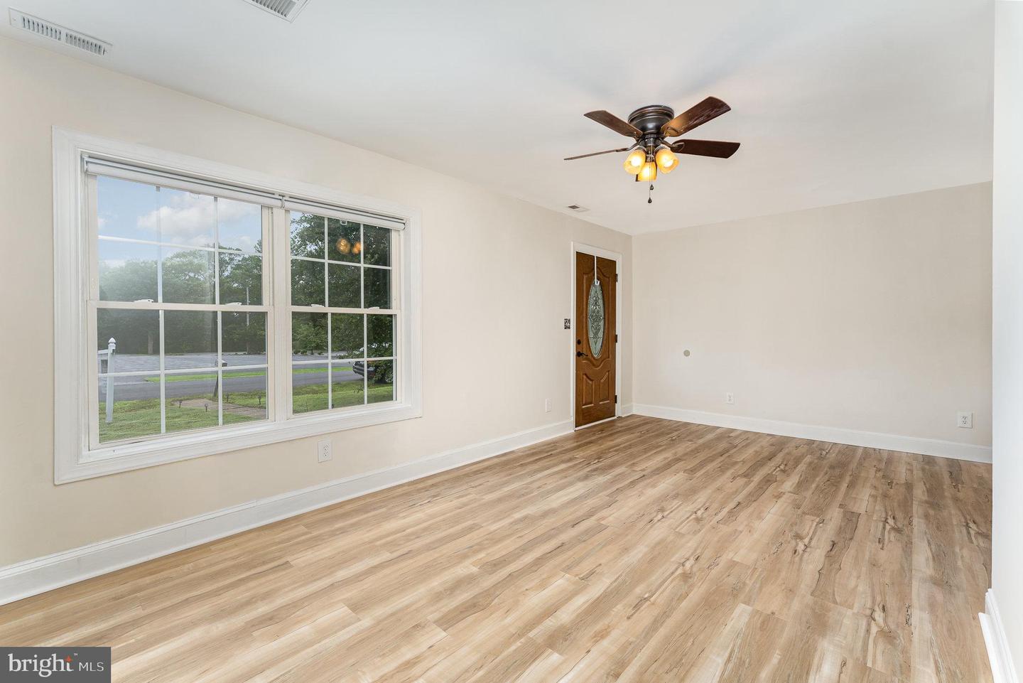 26 RANDOLPH RD, FREDERICKSBURG, Virginia 22405, 3 Bedrooms Bedrooms, ,2 BathroomsBathrooms,Residential,For sale,26 RANDOLPH RD,VAST2040398 MLS # VAST2040398