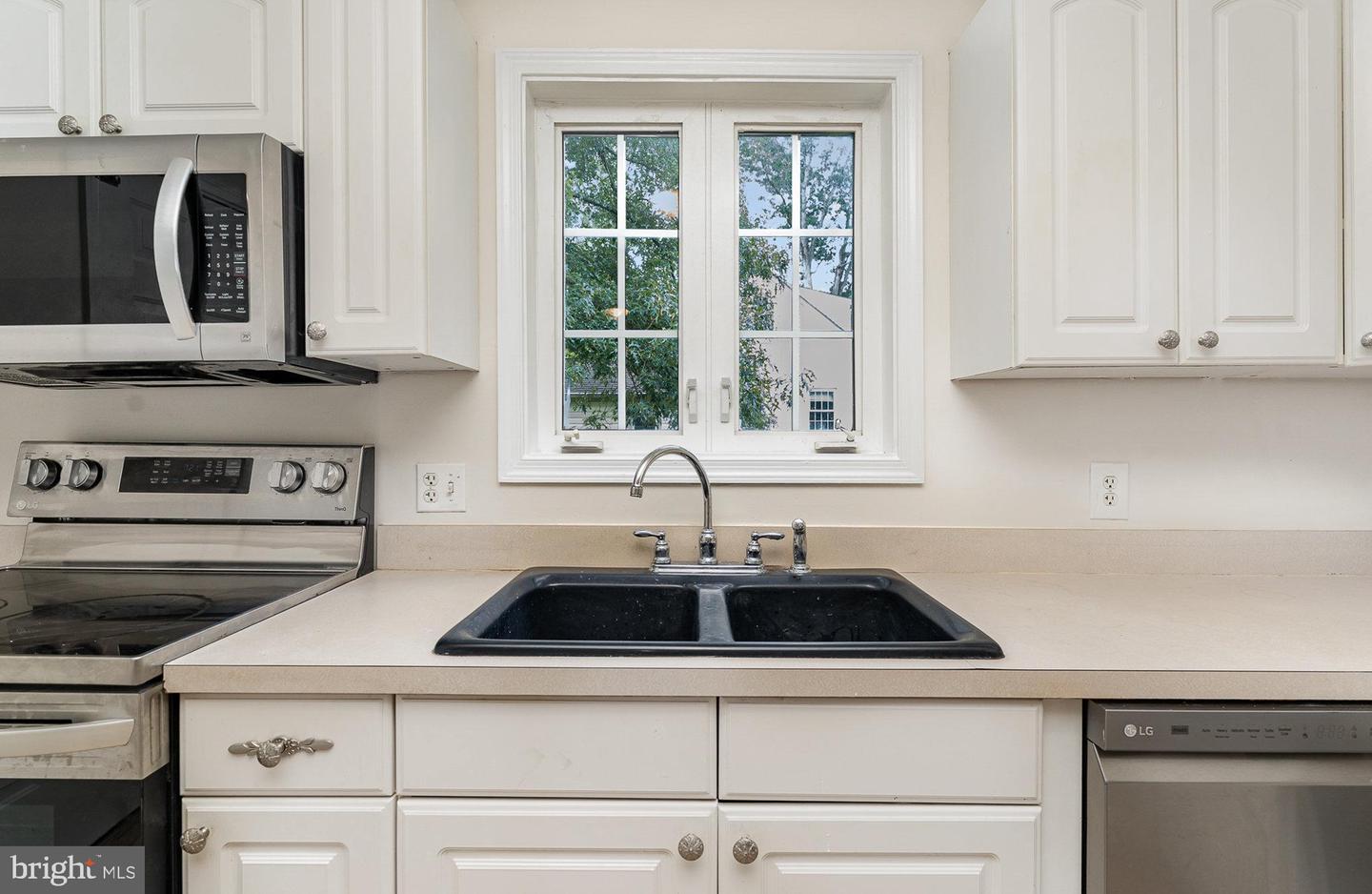 26 RANDOLPH RD, FREDERICKSBURG, Virginia 22405, 3 Bedrooms Bedrooms, ,2 BathroomsBathrooms,Residential,For sale,26 RANDOLPH RD,VAST2040398 MLS # VAST2040398