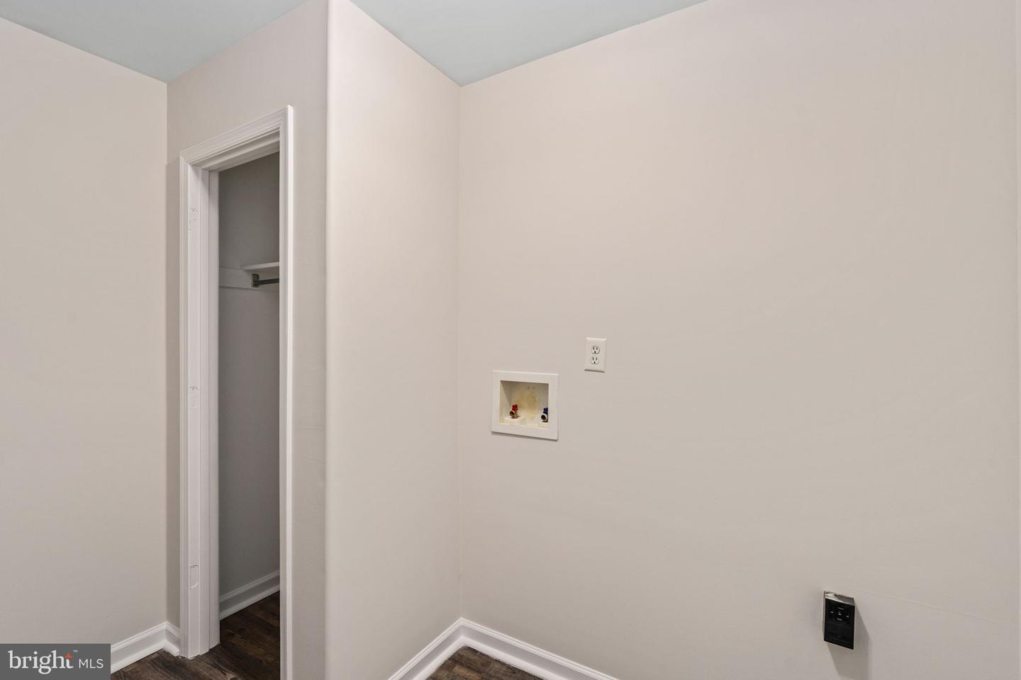 9431 BAYBREEZE CT, PORT ROYAL, Virginia 22535, 3 Bedrooms Bedrooms, 8 Rooms Rooms,2 BathroomsBathrooms,Residential,For sale,9431 BAYBREEZE CT,VACV2008438 MLS # VACV2008438