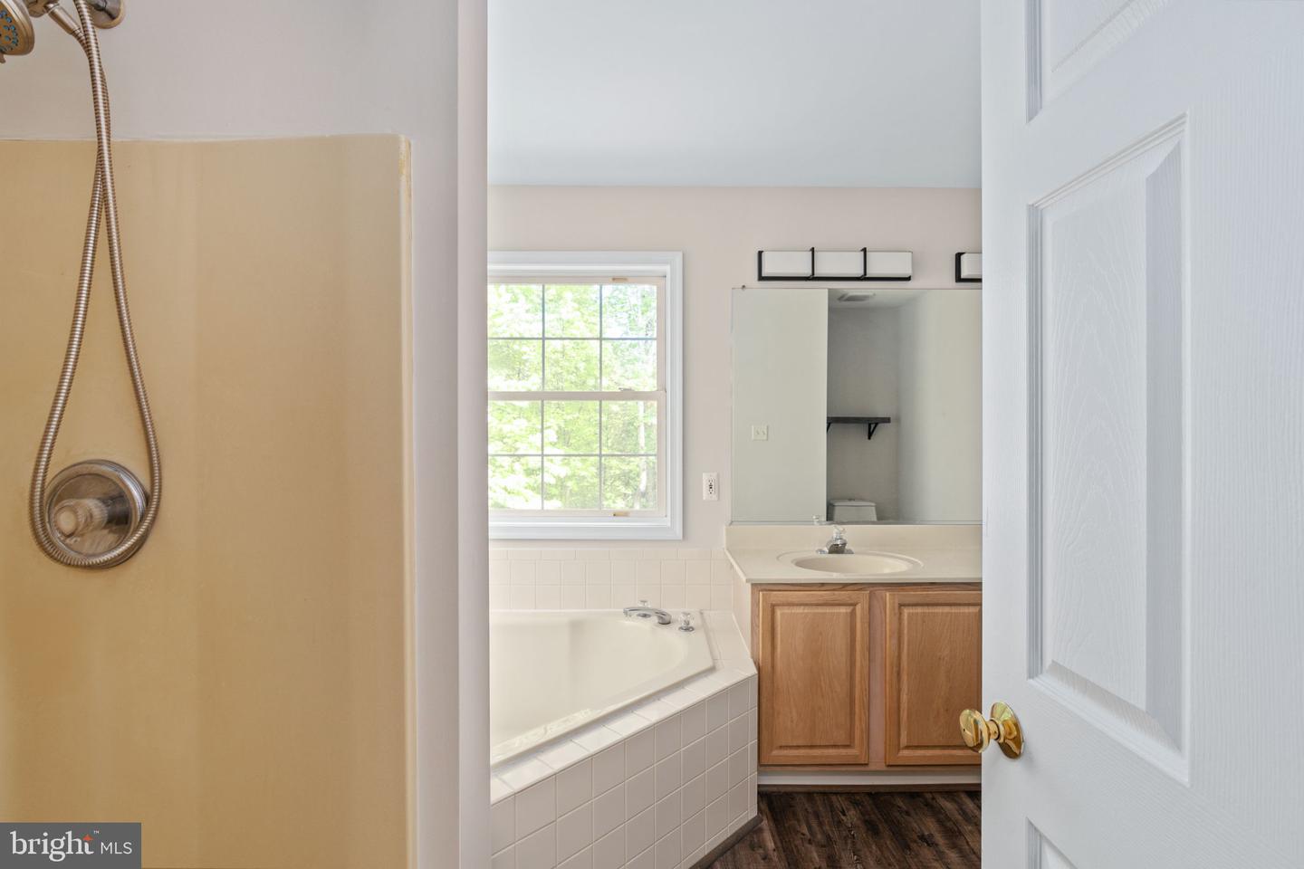 9431 BAYBREEZE CT, PORT ROYAL, Virginia 22535, 3 Bedrooms Bedrooms, 8 Rooms Rooms,2 BathroomsBathrooms,Residential,For sale,9431 BAYBREEZE CT,VACV2008438 MLS # VACV2008438