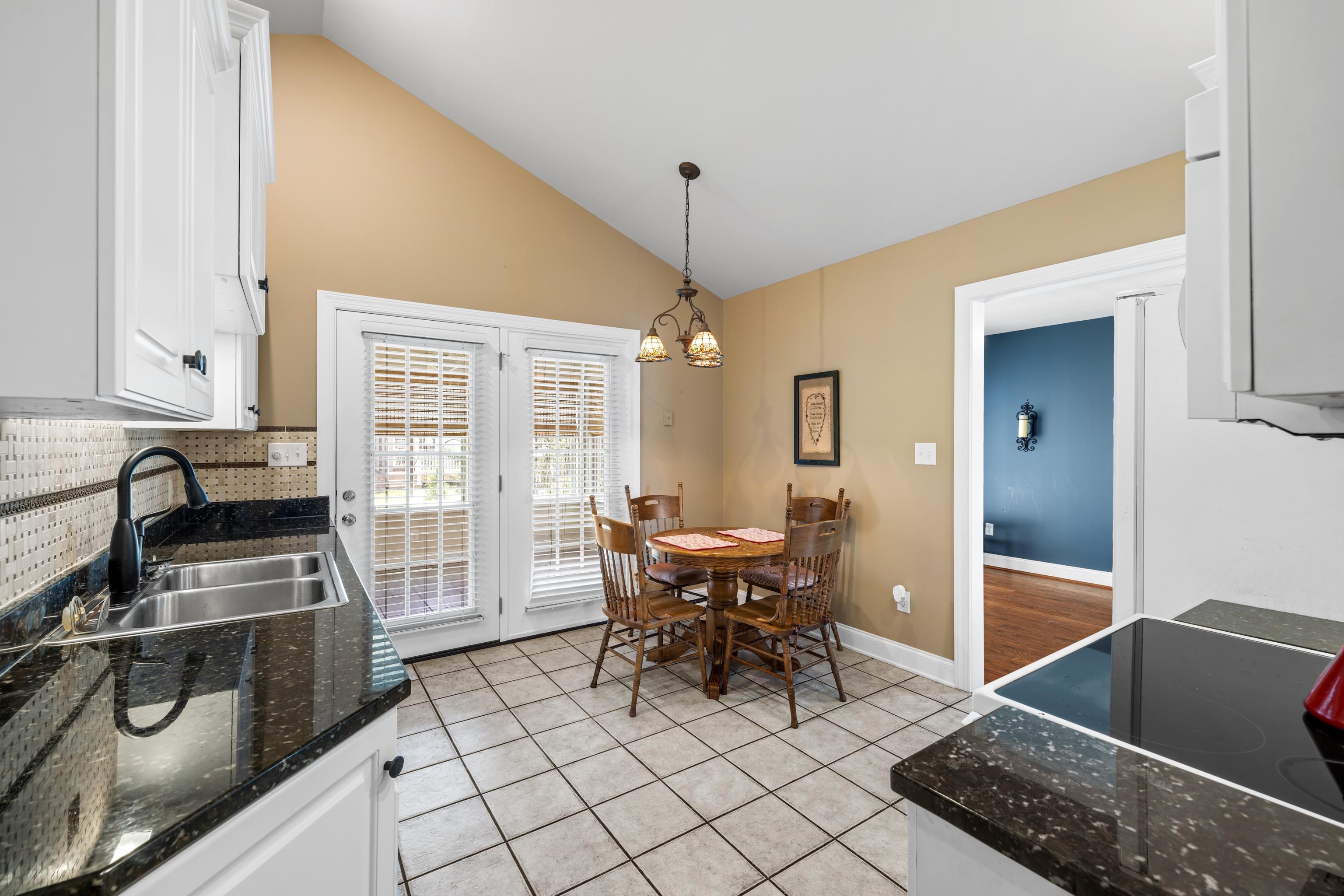 20 SAINT IVES DR, FISHERSVILLE, Virginia 22939, 2 Bedrooms Bedrooms, ,2 BathroomsBathrooms,Residential,20 SAINT IVES DR,666309 MLS # 666309
