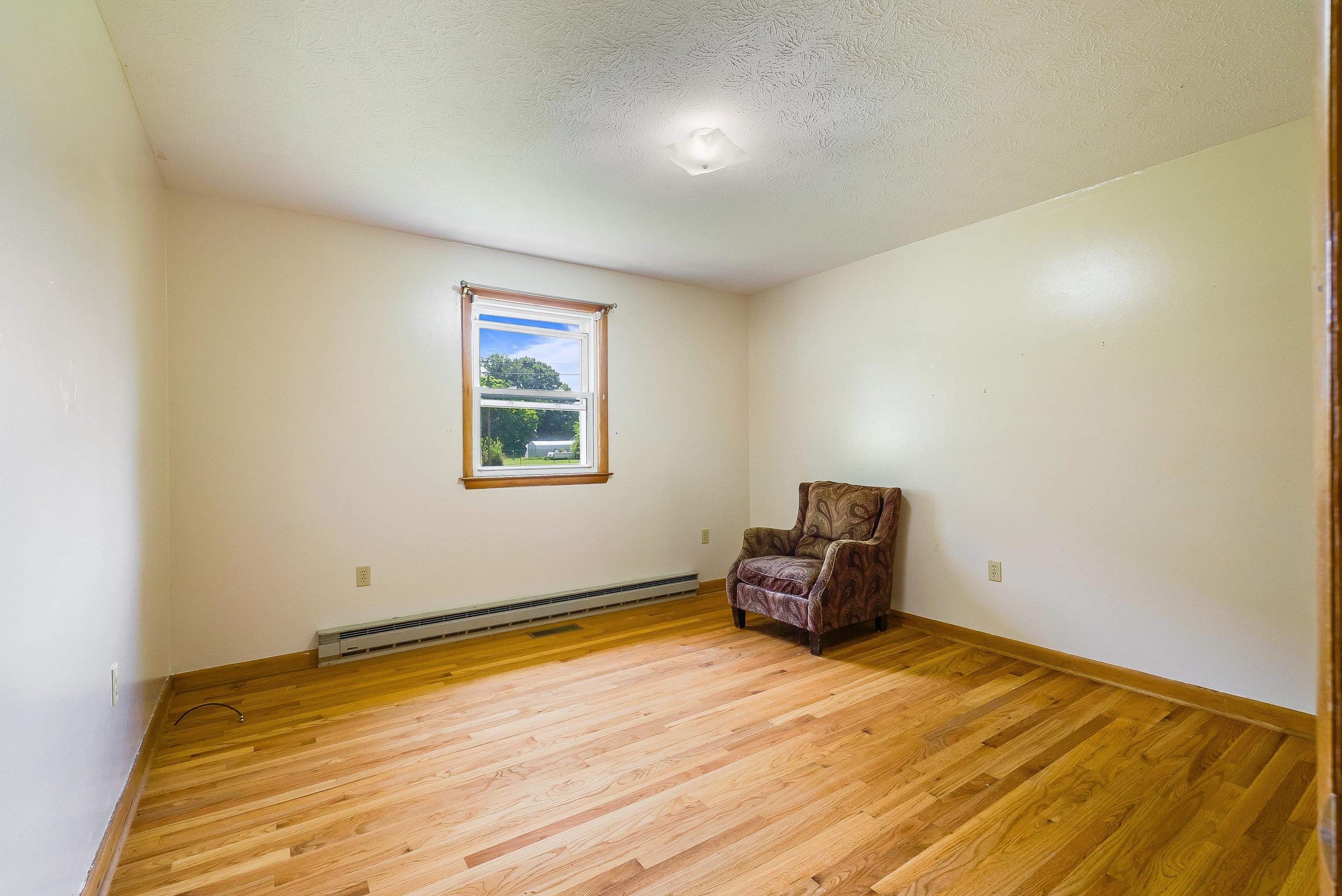 1203 DOGWOOD AVE, GROTTOES, Virginia 24441, 4 Bedrooms Bedrooms, ,2 BathroomsBathrooms,Residential,1203 DOGWOOD AVE,666312 MLS # 666312