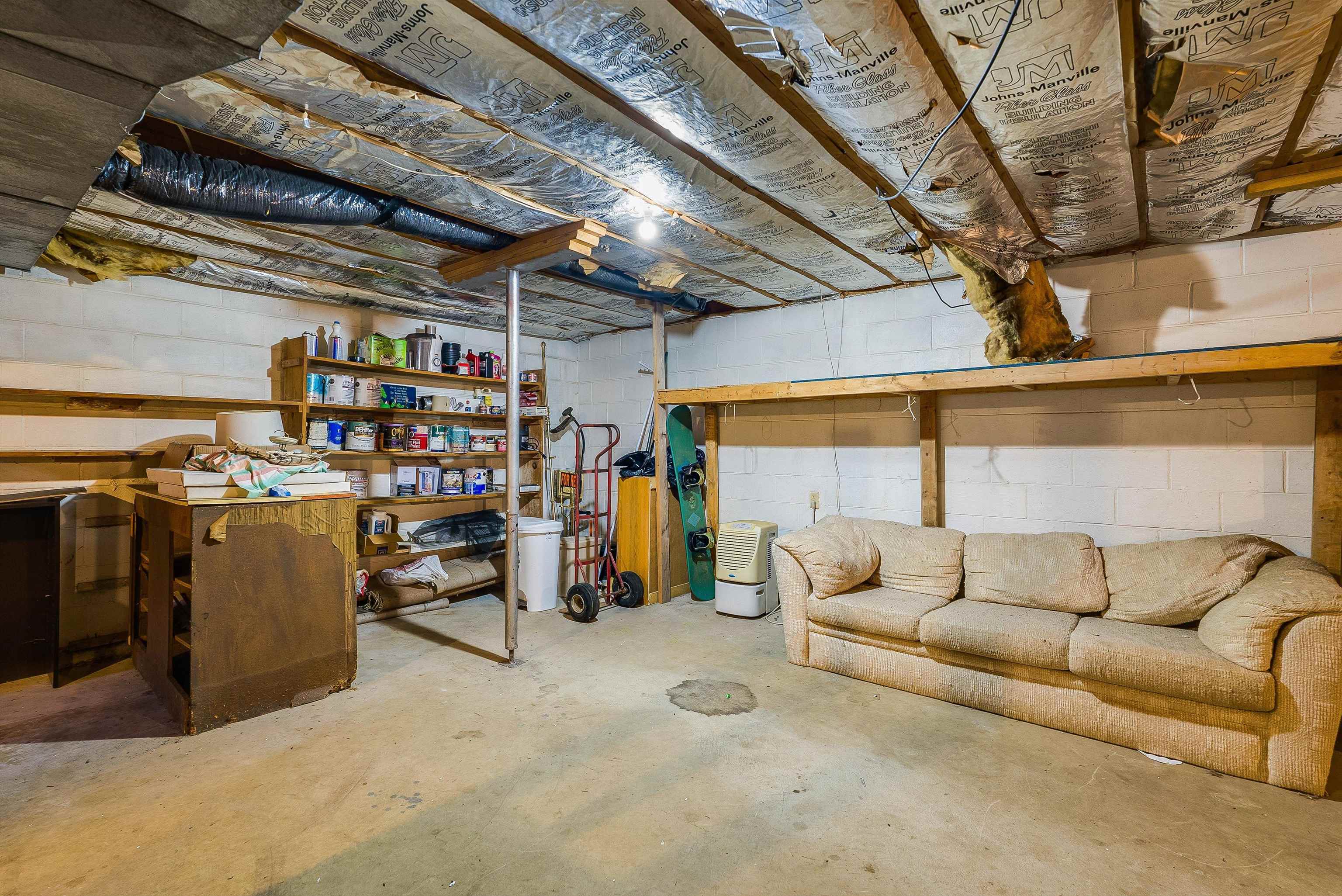 1203 DOGWOOD AVE, GROTTOES, Virginia 24441, 4 Bedrooms Bedrooms, ,2 BathroomsBathrooms,Residential,1203 DOGWOOD AVE,666312 MLS # 666312