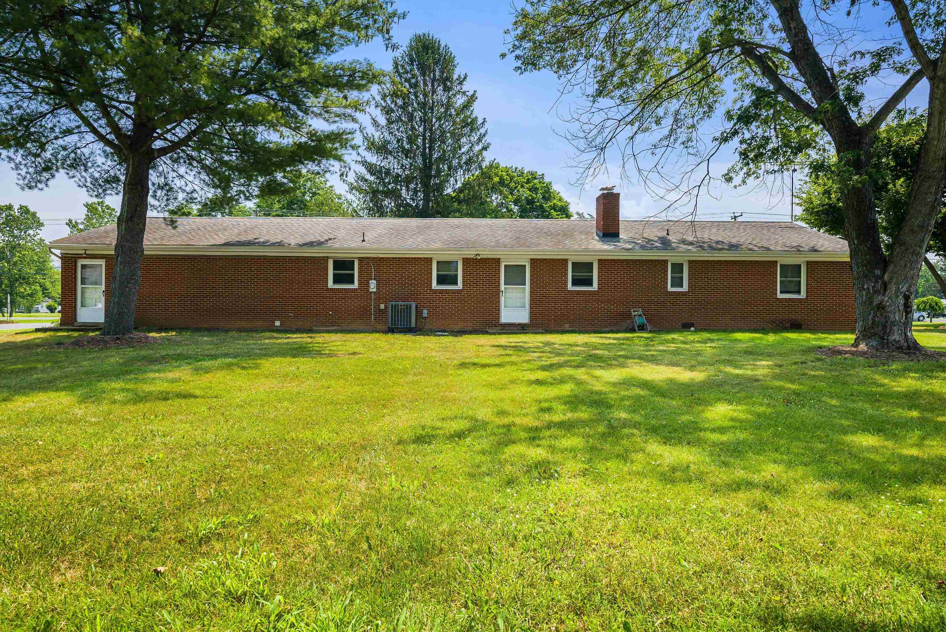 1203 DOGWOOD AVE, GROTTOES, Virginia 24441, 4 Bedrooms Bedrooms, ,2 BathroomsBathrooms,Residential,1203 DOGWOOD AVE,666312 MLS # 666312