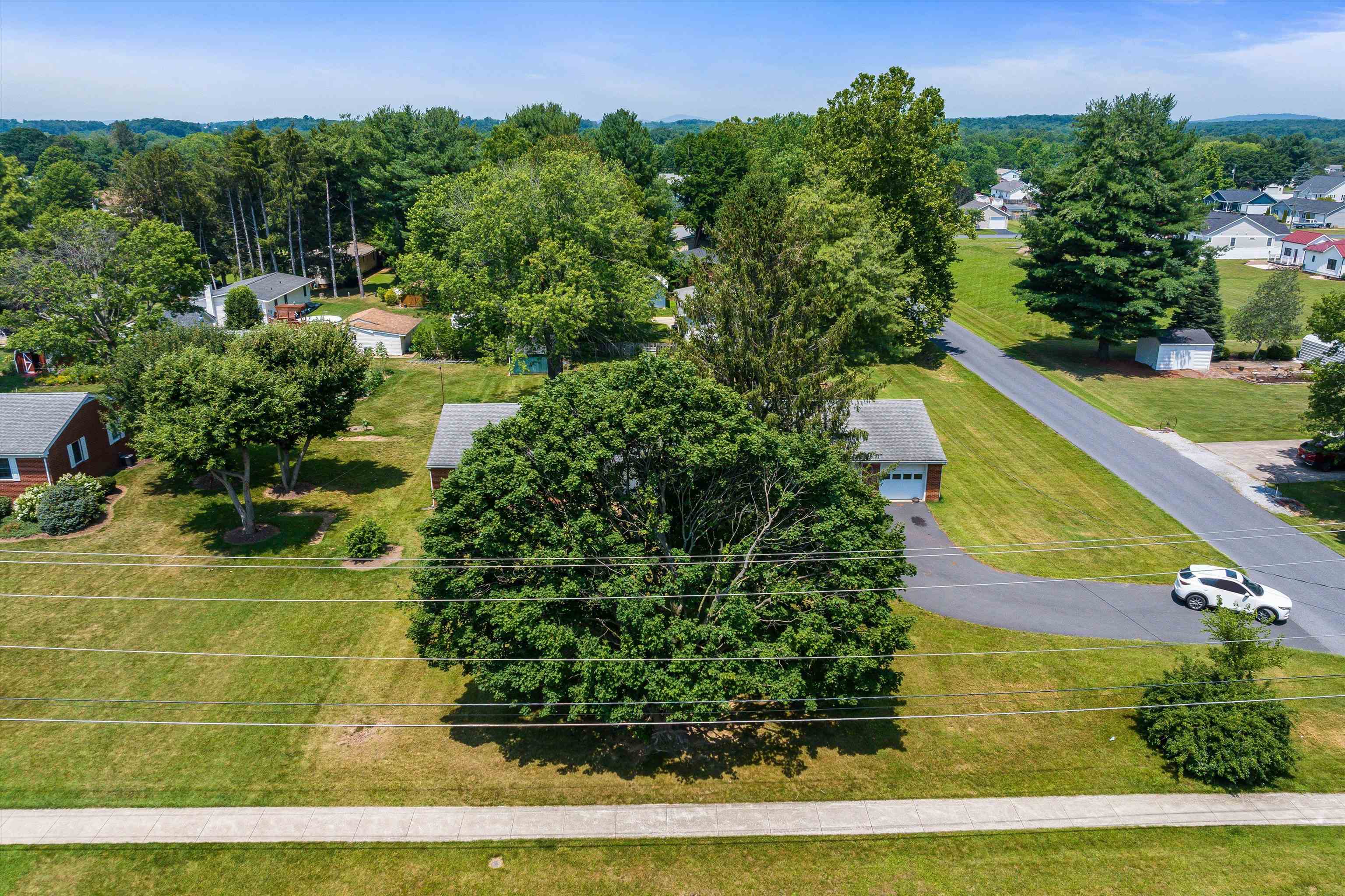 1203 DOGWOOD AVE, GROTTOES, Virginia 24441, 4 Bedrooms Bedrooms, ,2 BathroomsBathrooms,Residential,1203 DOGWOOD AVE,666312 MLS # 666312