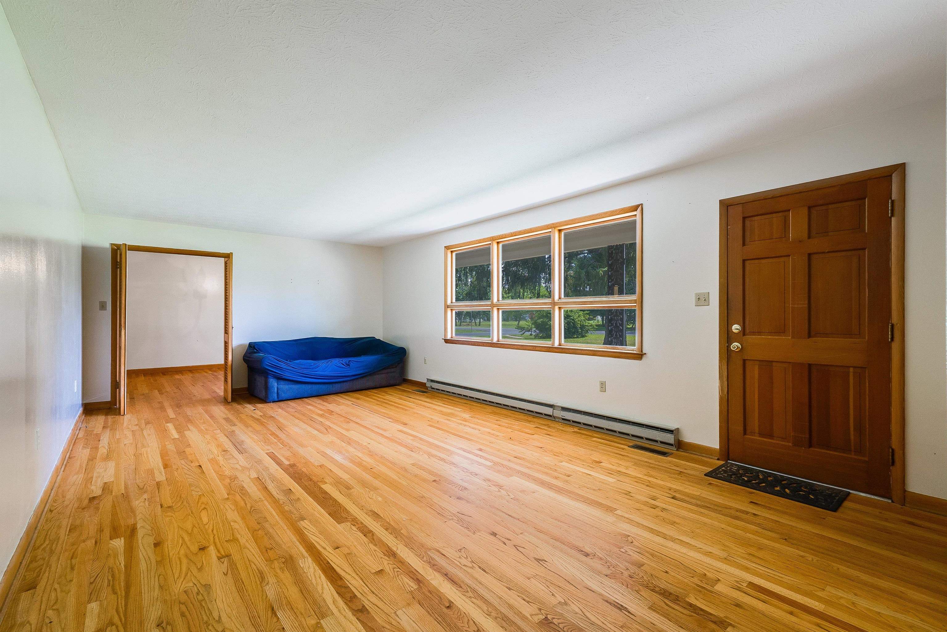 1203 DOGWOOD AVE, GROTTOES, Virginia 24441, 4 Bedrooms Bedrooms, ,2 BathroomsBathrooms,Residential,1203 DOGWOOD AVE,666312 MLS # 666312