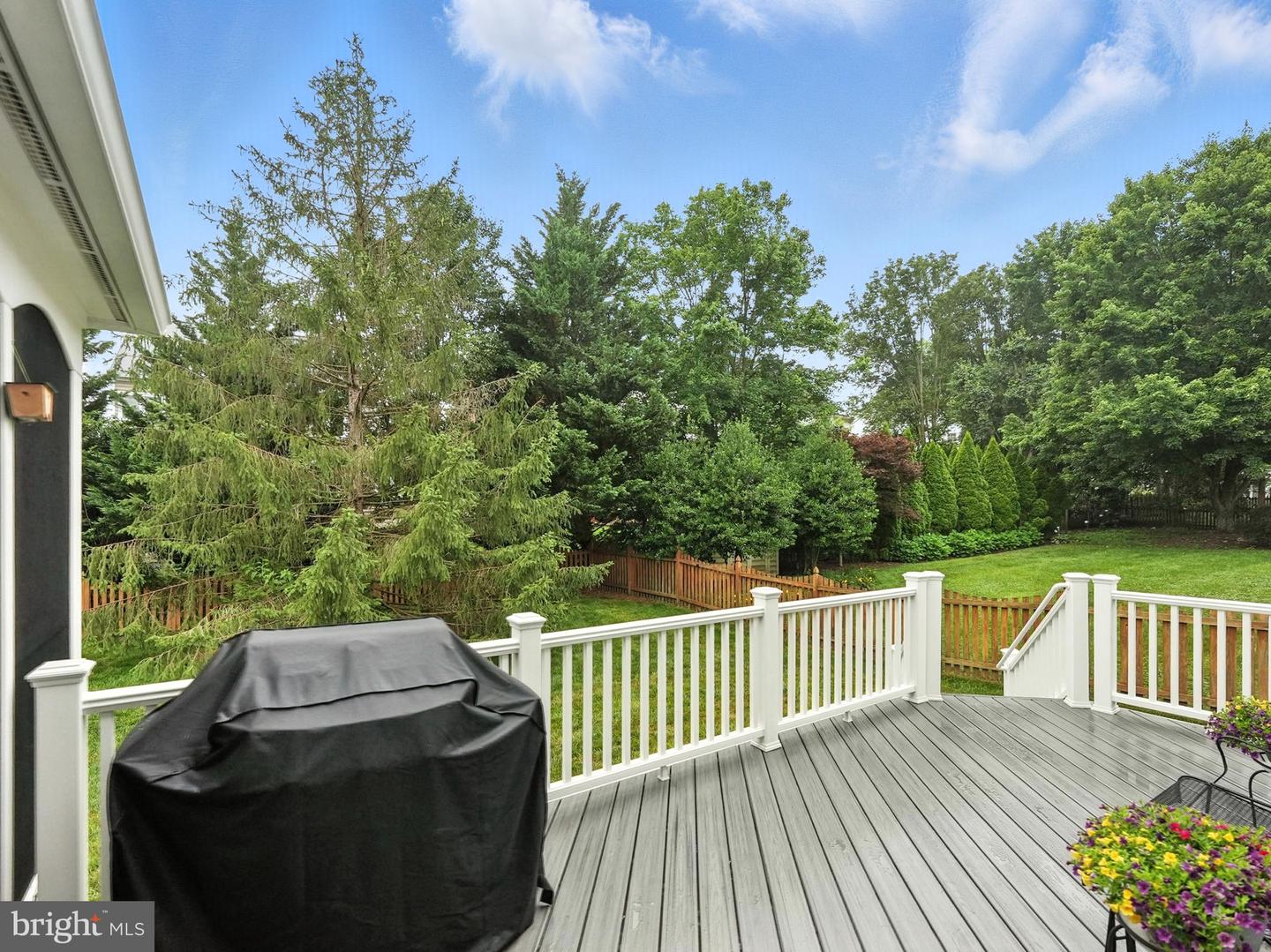 638 MEADE DR SW, LEESBURG, Virginia 20175, 4 Bedrooms Bedrooms, ,4 BathroomsBathrooms,Residential,For sale,638 MEADE DR SW,VALO2098902 MLS # VALO2098902