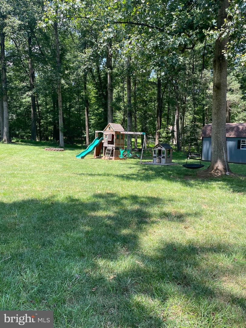 5214 SWAIN DR, WARRENTON, Virginia 20187, 4 Bedrooms Bedrooms, ,4 BathroomsBathrooms,Residential,For sale,5214 SWAIN DR,VAFQ2017042 MLS # VAFQ2017042