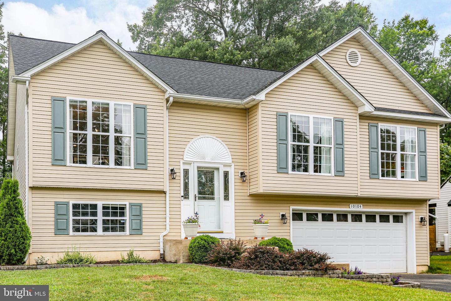 10104 S FULTON DR, FREDERICKSBURG, Virginia 22408, 4 Bedrooms Bedrooms, ,3 BathroomsBathrooms,Residential,For sale,10104 S FULTON DR,VASP2034076 MLS # VASP2034076