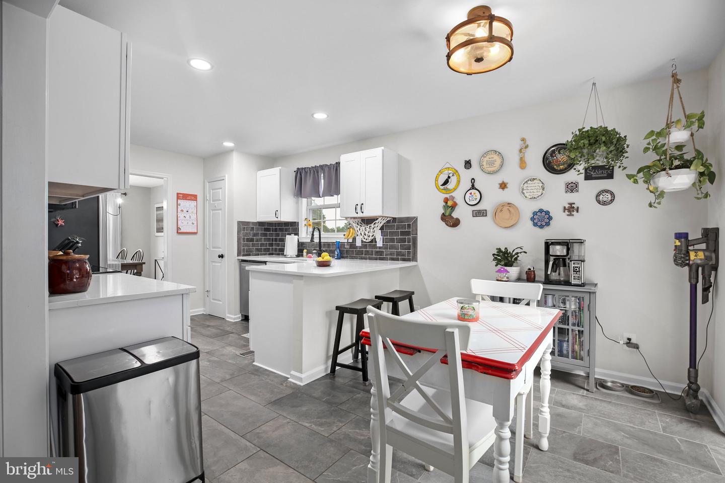 10104 S FULTON DR, FREDERICKSBURG, Virginia 22408, 4 Bedrooms Bedrooms, ,3 BathroomsBathrooms,Residential,For sale,10104 S FULTON DR,VASP2034076 MLS # VASP2034076