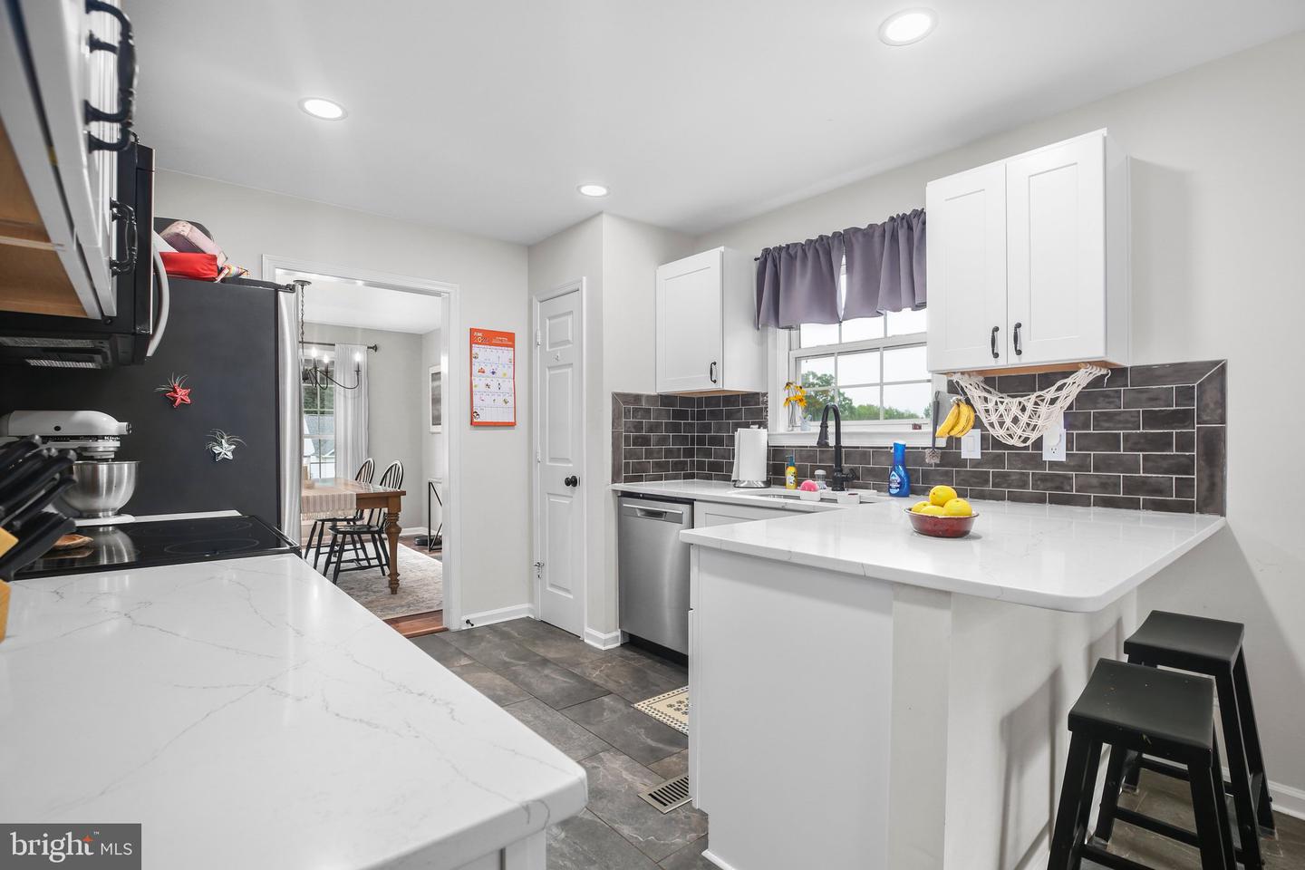 10104 S FULTON DR, FREDERICKSBURG, Virginia 22408, 4 Bedrooms Bedrooms, ,3 BathroomsBathrooms,Residential,For sale,10104 S FULTON DR,VASP2034076 MLS # VASP2034076