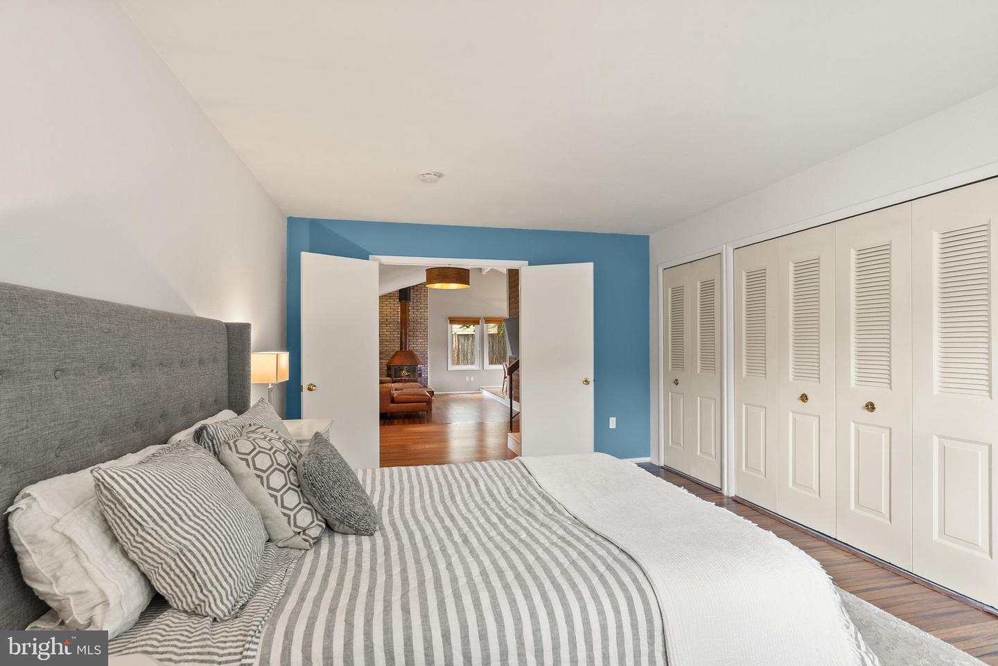816 SUGARLAND RUN DR, STERLING, Virginia 20164, 4 Bedrooms Bedrooms, ,2 BathroomsBathrooms,Residential,For sale,816 SUGARLAND RUN DR,VALO2100070 MLS # VALO2100070