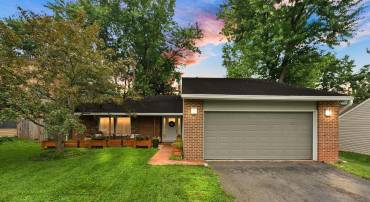 816 SUGARLAND RUN DR, STERLING, Virginia 20164, 4 Bedrooms Bedrooms, ,2 BathroomsBathrooms,Residential,For sale,816 SUGARLAND RUN DR,VALO2100070 MLS # VALO2100070