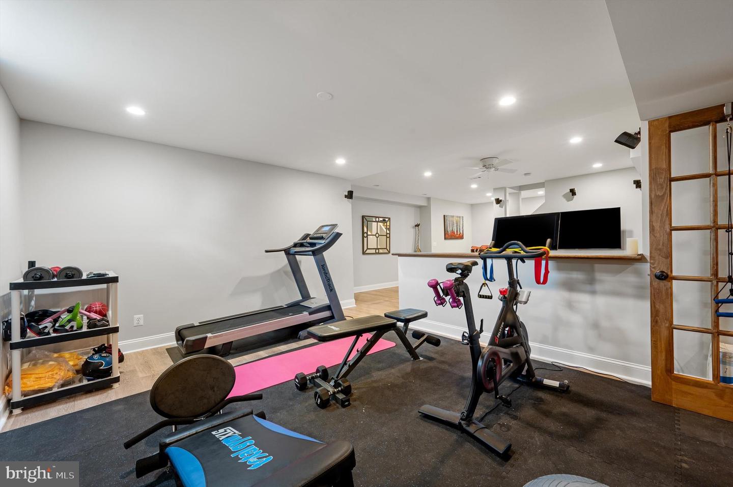 18132 SHENSTONE RUN CT, LEESBURG, Virginia 20175, 4 Bedrooms Bedrooms, ,5 BathroomsBathrooms,Residential,For sale,18132 SHENSTONE RUN CT,VALO2100322 MLS # VALO2100322