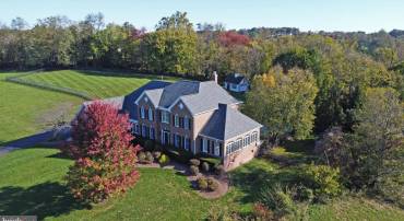 18132 SHENSTONE RUN CT, LEESBURG, Virginia 20175, 4 Bedrooms Bedrooms, ,5 BathroomsBathrooms,Residential,For sale,18132 SHENSTONE RUN CT,VALO2100322 MLS # VALO2100322