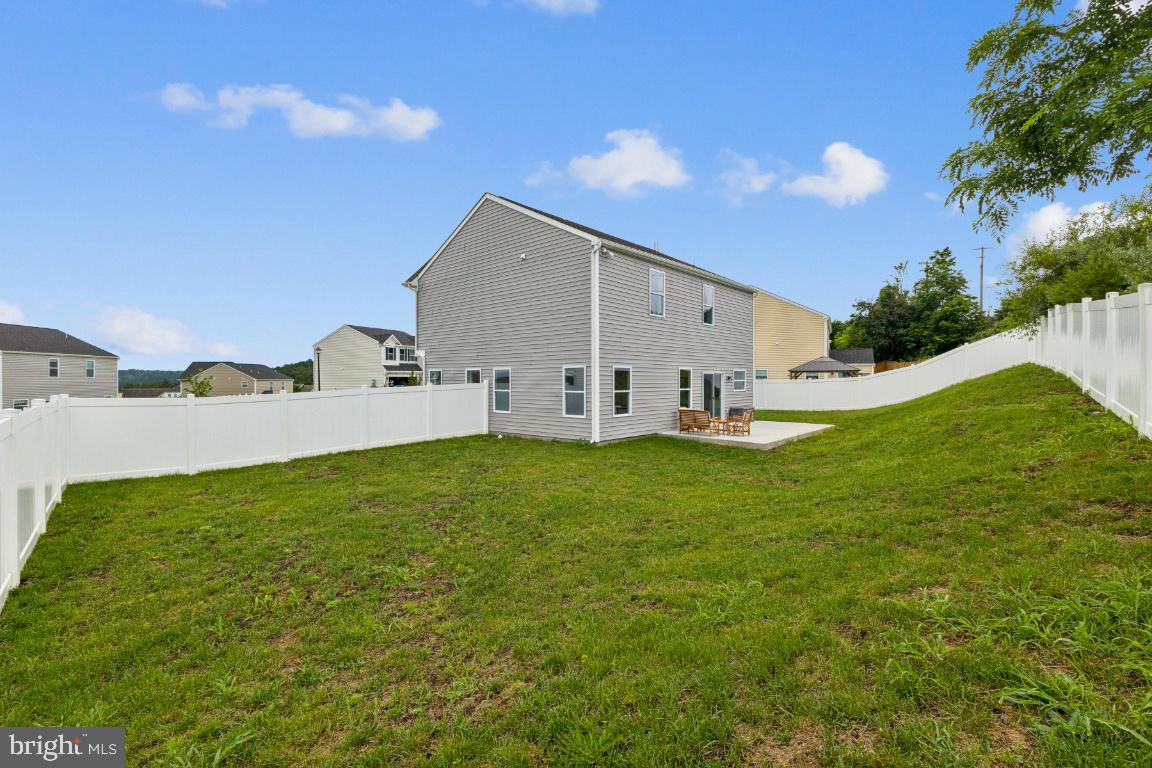 22 SIGNAL KNOB COTTAGE DR, STRASBURG, Virginia 22657, 4 Bedrooms Bedrooms, ,2 BathroomsBathrooms,Residential,For sale,22 SIGNAL KNOB COTTAGE DR,VASH2011798 MLS # VASH2011798