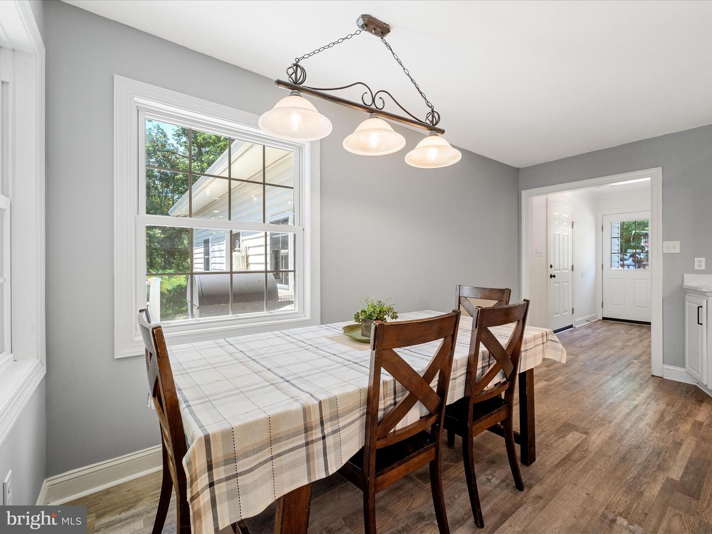 2358 CAVE RIDGE RD, MOUNT JACKSON, Virginia 22842, 3 Bedrooms Bedrooms, ,3 BathroomsBathrooms,Residential,For sale,2358 CAVE RIDGE RD,VASH2011812 MLS # VASH2011812