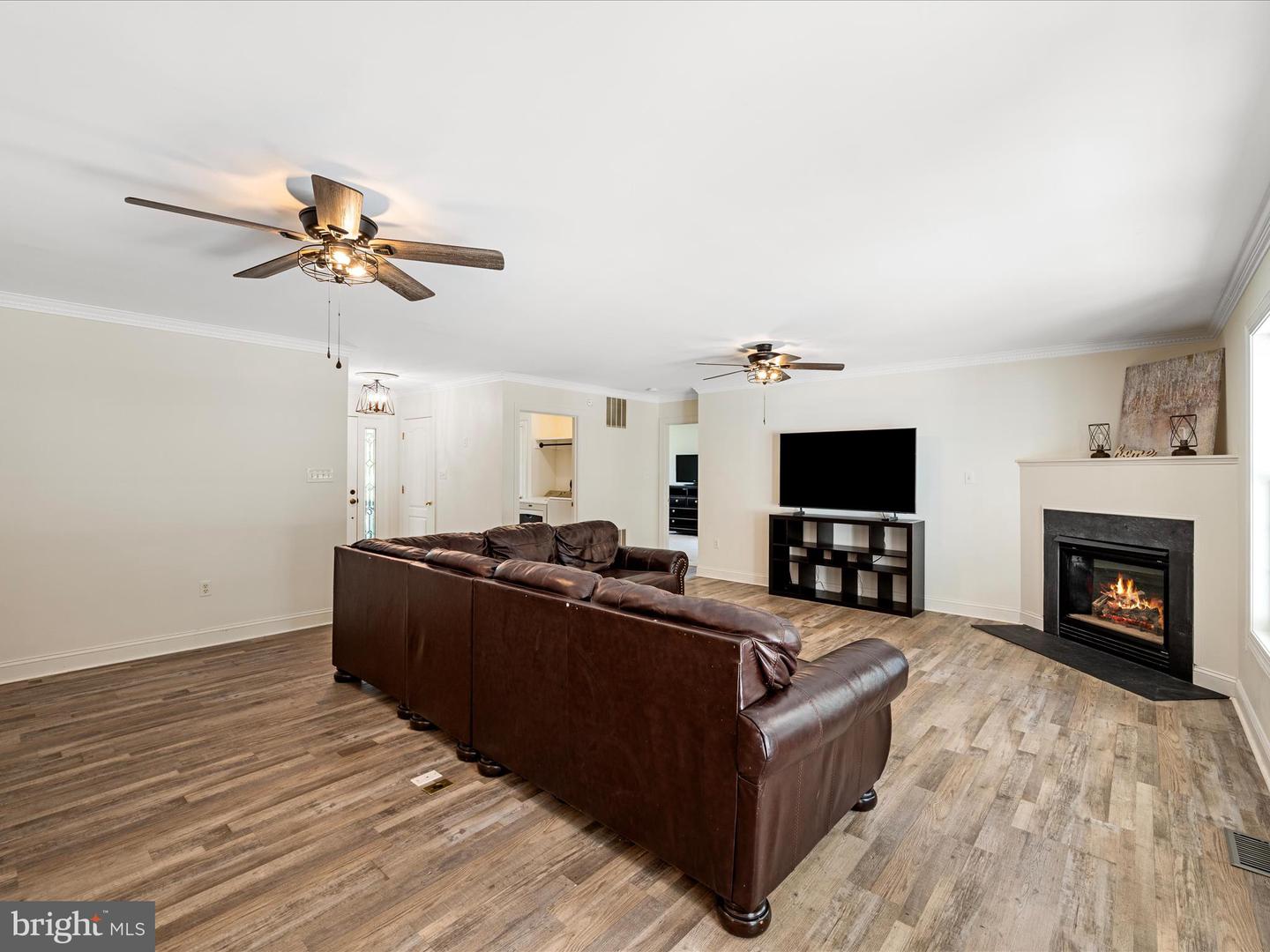 2358 CAVE RIDGE RD, MOUNT JACKSON, Virginia 22842, 3 Bedrooms Bedrooms, ,3 BathroomsBathrooms,Residential,For sale,2358 CAVE RIDGE RD,VASH2011812 MLS # VASH2011812