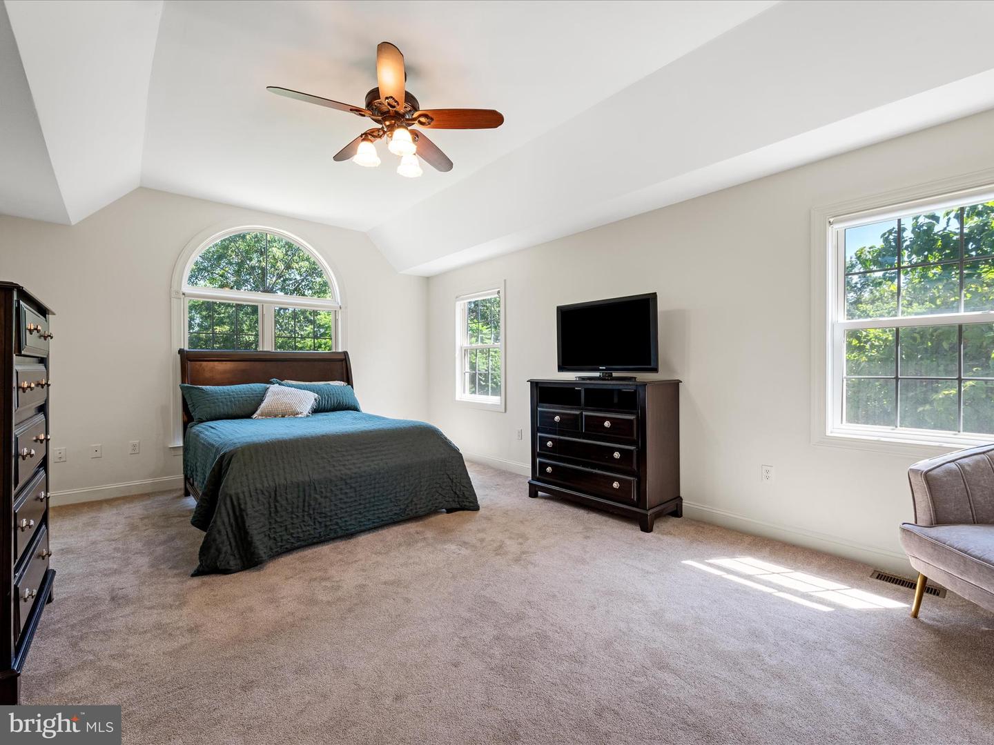 2358 CAVE RIDGE RD, MOUNT JACKSON, Virginia 22842, 3 Bedrooms Bedrooms, ,3 BathroomsBathrooms,Residential,For sale,2358 CAVE RIDGE RD,VASH2011812 MLS # VASH2011812