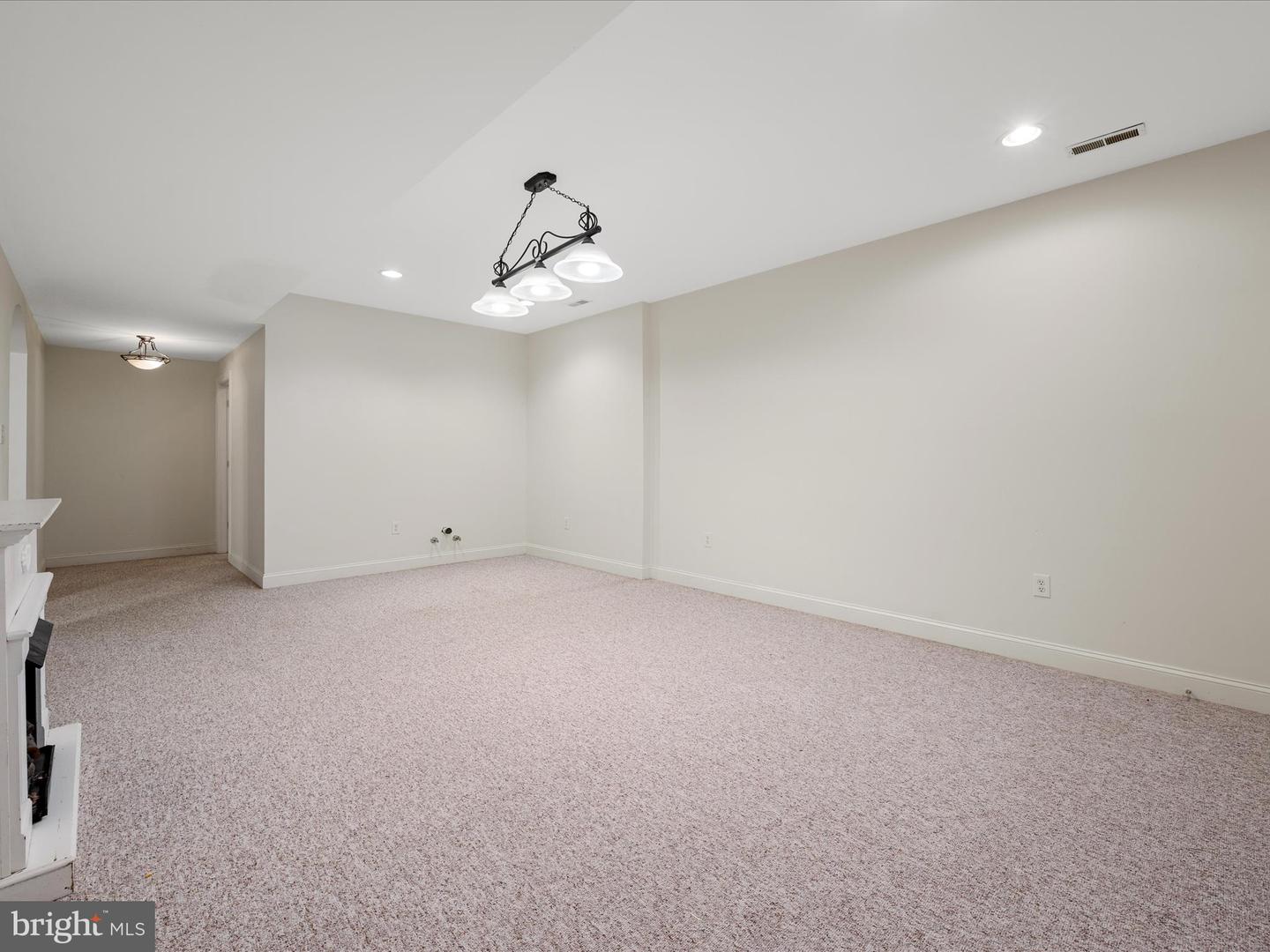 2358 CAVE RIDGE RD, MOUNT JACKSON, Virginia 22842, 3 Bedrooms Bedrooms, ,3 BathroomsBathrooms,Residential,For sale,2358 CAVE RIDGE RD,VASH2011812 MLS # VASH2011812