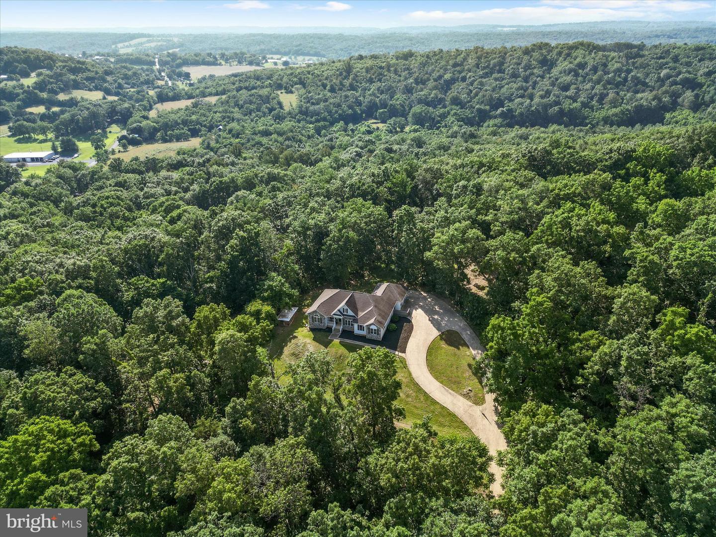 2358 CAVE RIDGE RD, MOUNT JACKSON, Virginia 22842, 3 Bedrooms Bedrooms, ,3 BathroomsBathrooms,Residential,For sale,2358 CAVE RIDGE RD,VASH2011812 MLS # VASH2011812