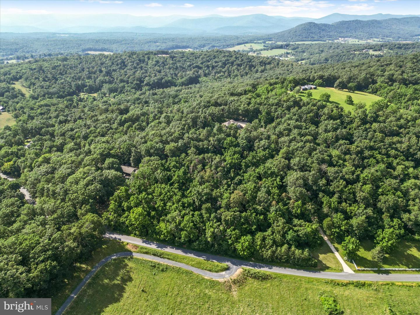 2358 CAVE RIDGE RD, MOUNT JACKSON, Virginia 22842, 3 Bedrooms Bedrooms, ,3 BathroomsBathrooms,Residential,For sale,2358 CAVE RIDGE RD,VASH2011812 MLS # VASH2011812
