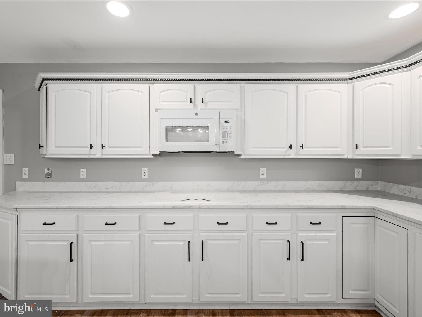 2358 CAVE RIDGE RD, MOUNT JACKSON, Virginia 22842, 3 Bedrooms Bedrooms, ,3 BathroomsBathrooms,Residential,For sale,2358 CAVE RIDGE RD,VASH2011812 MLS # VASH2011812