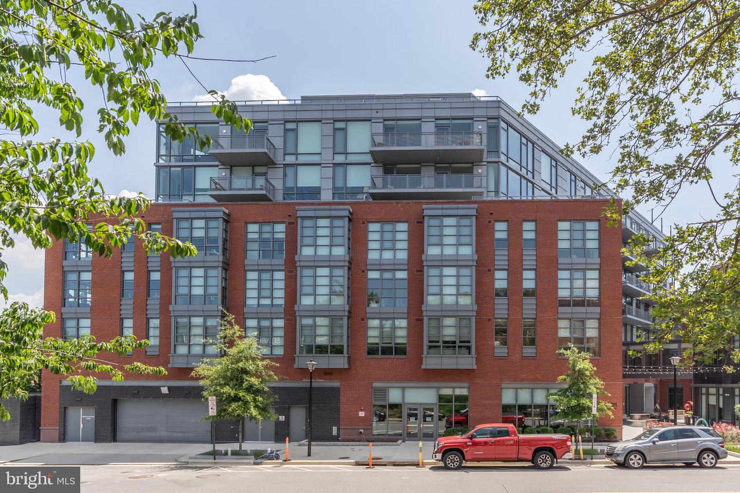 1201 N ROYAL ST #210, ALEXANDRIA, Virginia 22314, 2 Bedrooms Bedrooms, ,2 BathroomsBathrooms,Residential,For sale,1201 N ROYAL ST #210,VAAX2046994 MLS # VAAX2046994