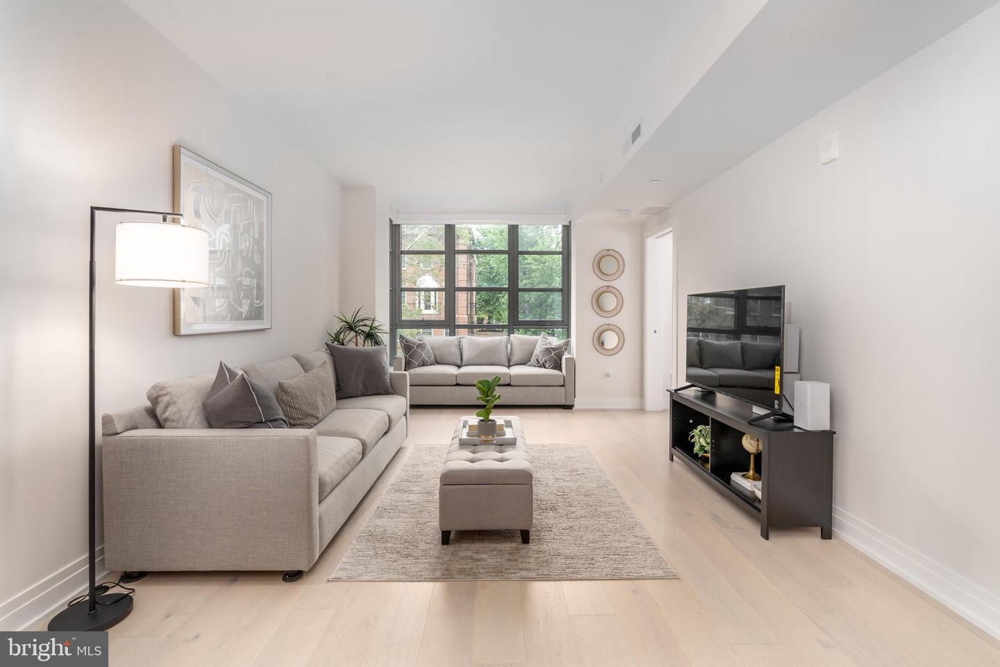 1201 N ROYAL ST #210, ALEXANDRIA, Virginia 22314, 2 Bedrooms Bedrooms, ,2 BathroomsBathrooms,Residential,For sale,1201 N ROYAL ST #210,VAAX2046994 MLS # VAAX2046994