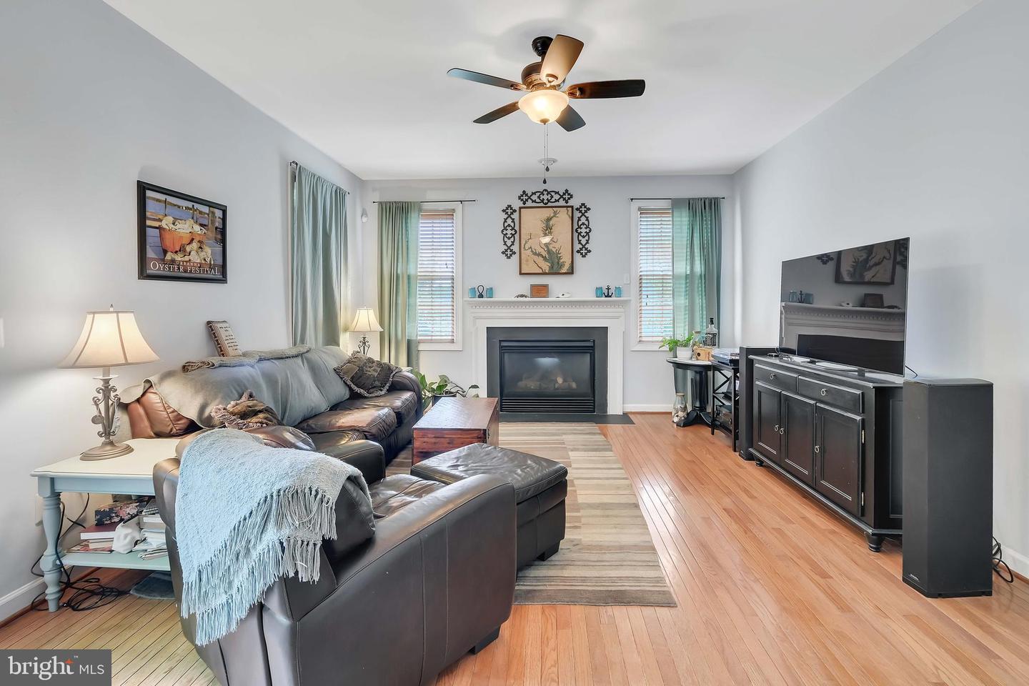 18992 SNOWBERRY CT, LEESBURG, Virginia 20176, 5 Bedrooms Bedrooms, ,3 BathroomsBathrooms,Residential,For sale,18992 SNOWBERRY CT,VALO2100748 MLS # VALO2100748