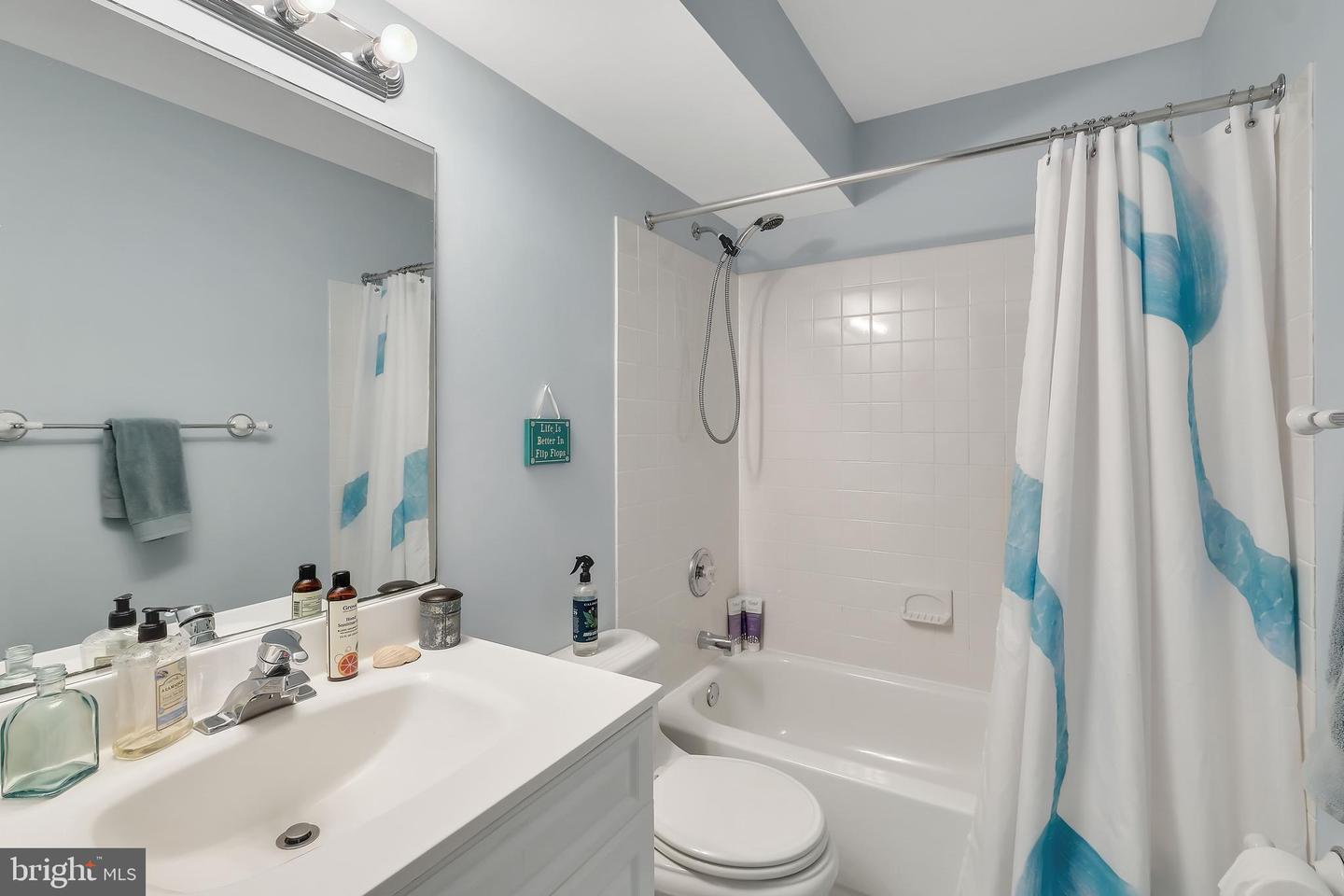 18992 SNOWBERRY CT, LEESBURG, Virginia 20176, 5 Bedrooms Bedrooms, ,3 BathroomsBathrooms,Residential,For sale,18992 SNOWBERRY CT,VALO2100748 MLS # VALO2100748