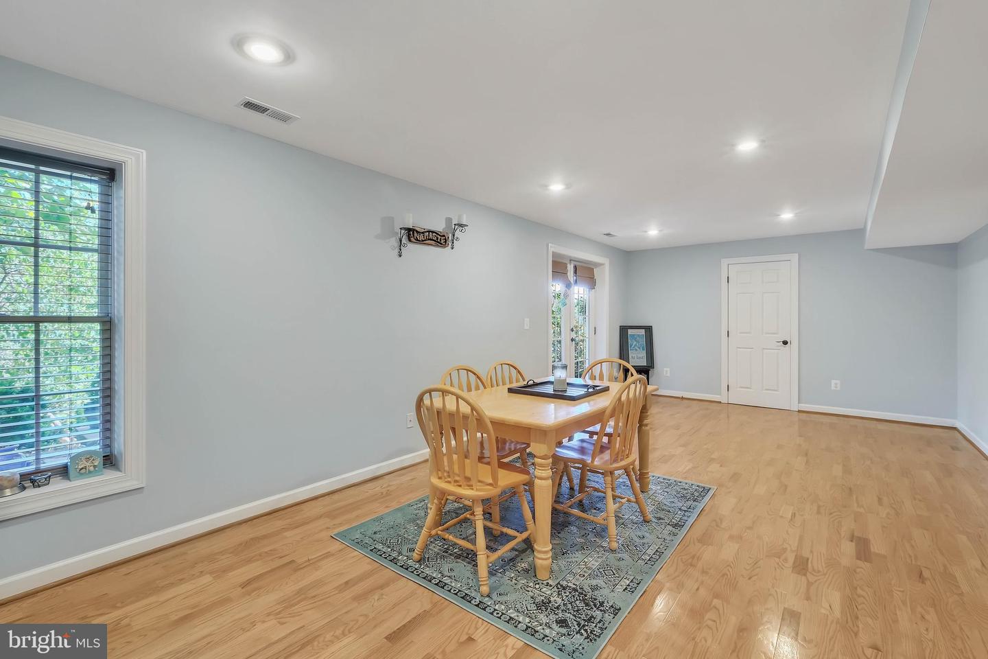 18992 SNOWBERRY CT, LEESBURG, Virginia 20176, 5 Bedrooms Bedrooms, ,3 BathroomsBathrooms,Residential,For sale,18992 SNOWBERRY CT,VALO2100748 MLS # VALO2100748